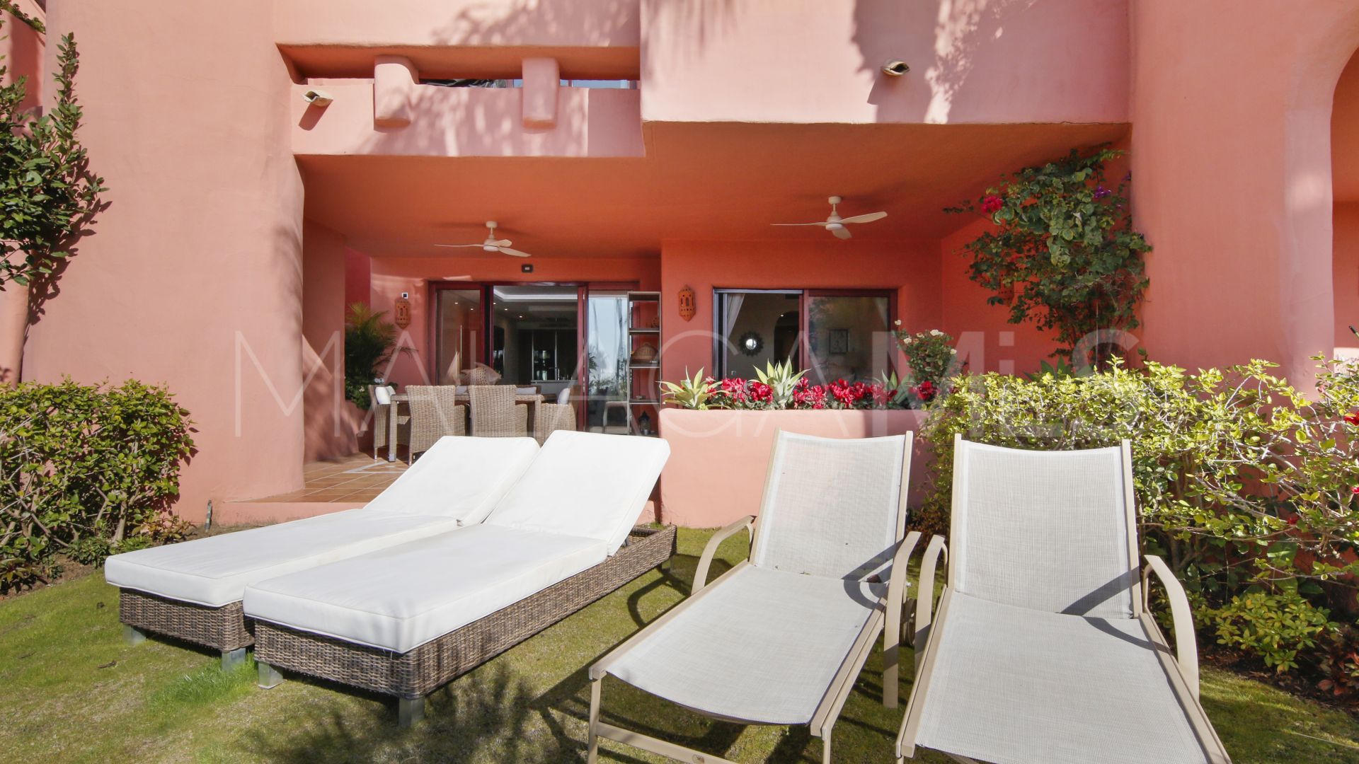 Markplanslägenhet for sale in Cabo Bermejo