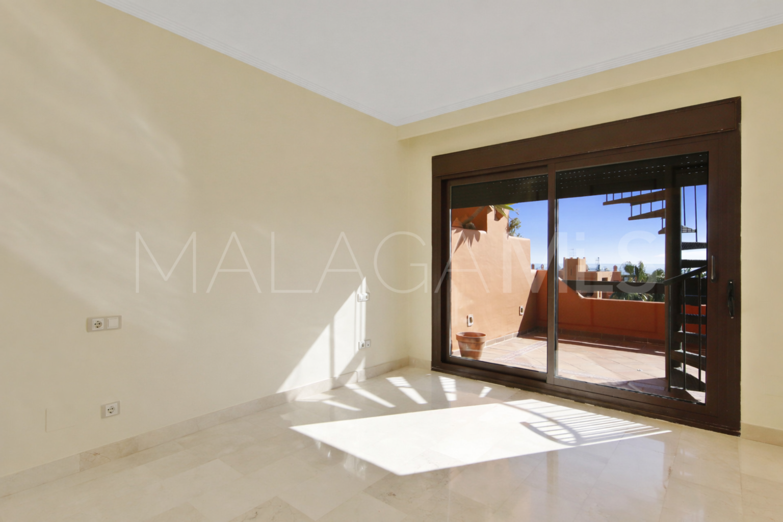 Ático with 2 bedrooms for sale in La Galera