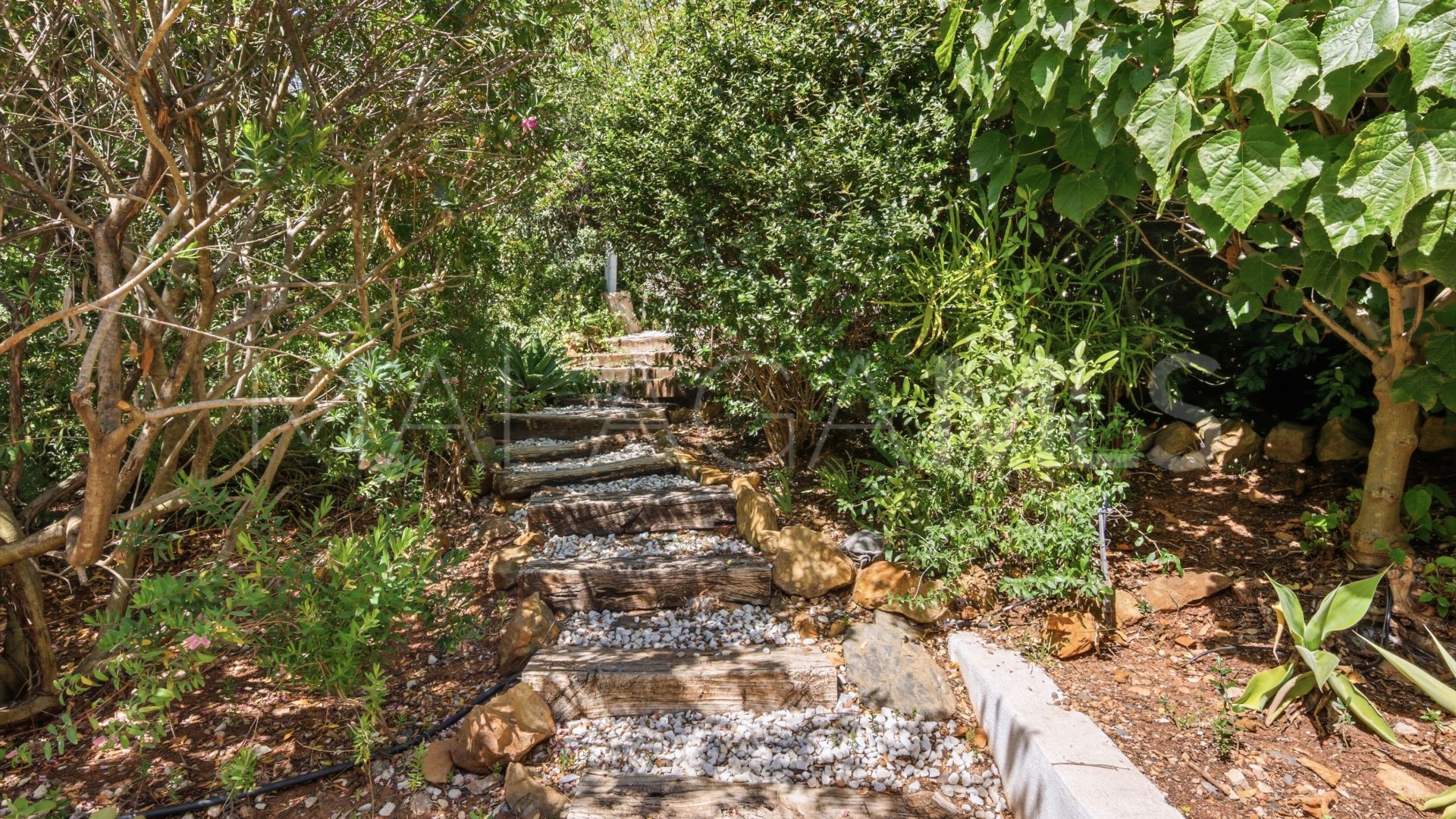 El Padron country house for sale