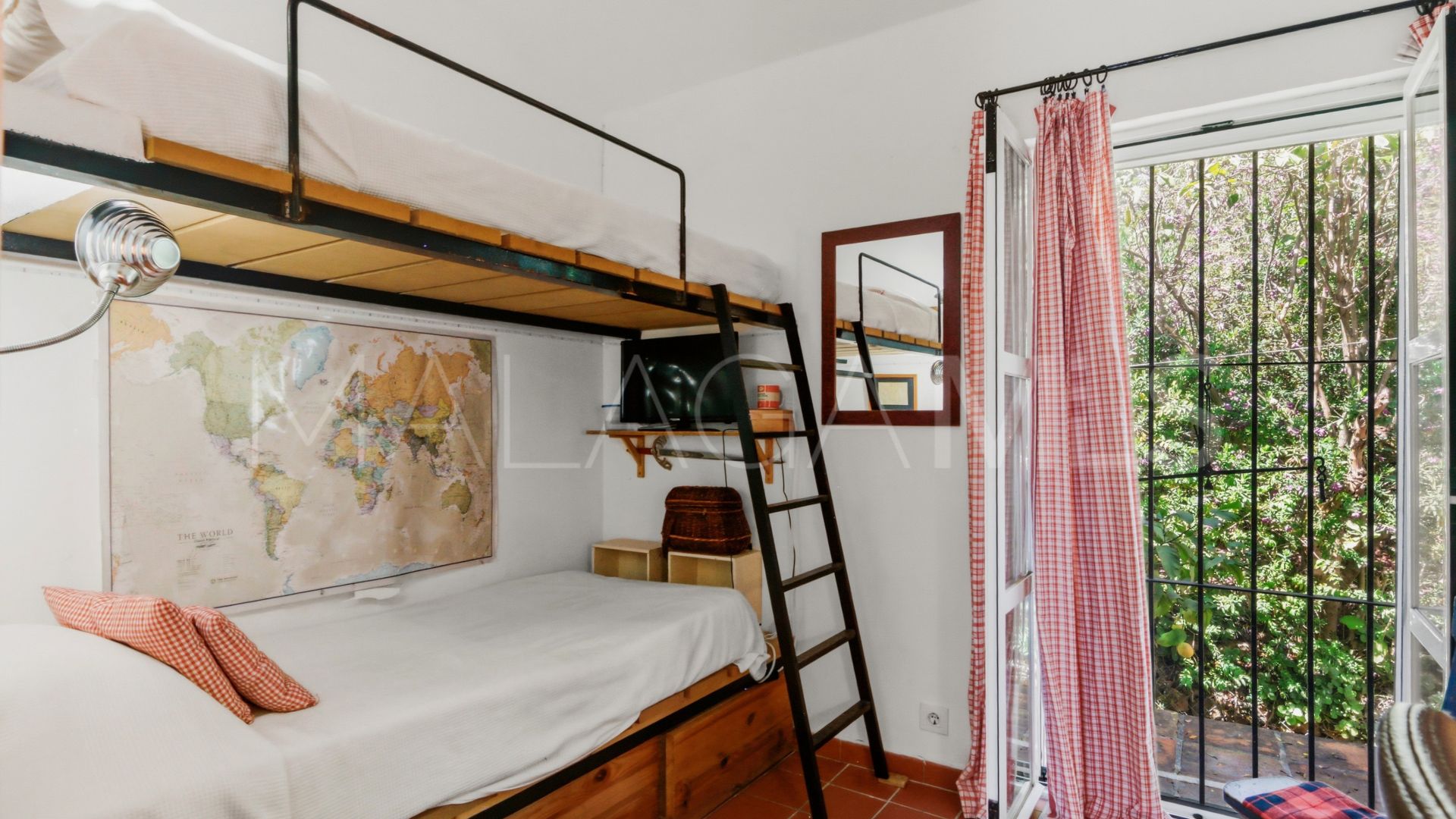 El Padron country house for sale