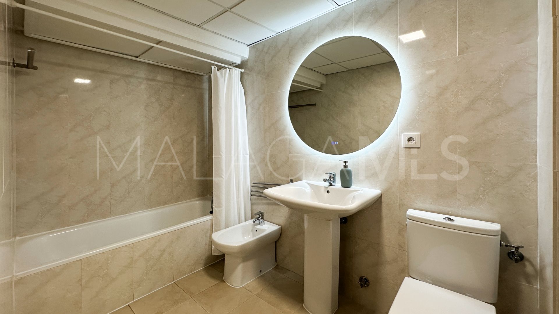 Apartamento a la venta in Marbella - Puerto Banus
