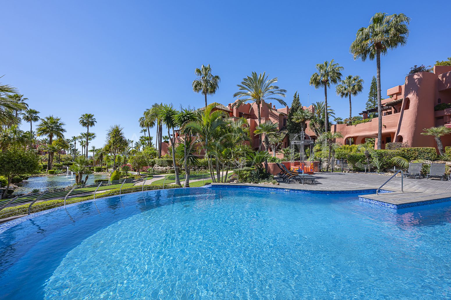 Penthaus for sale in Torre Bermeja