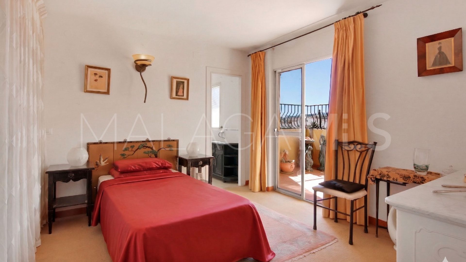 Penthaus for sale in Estepona Centre