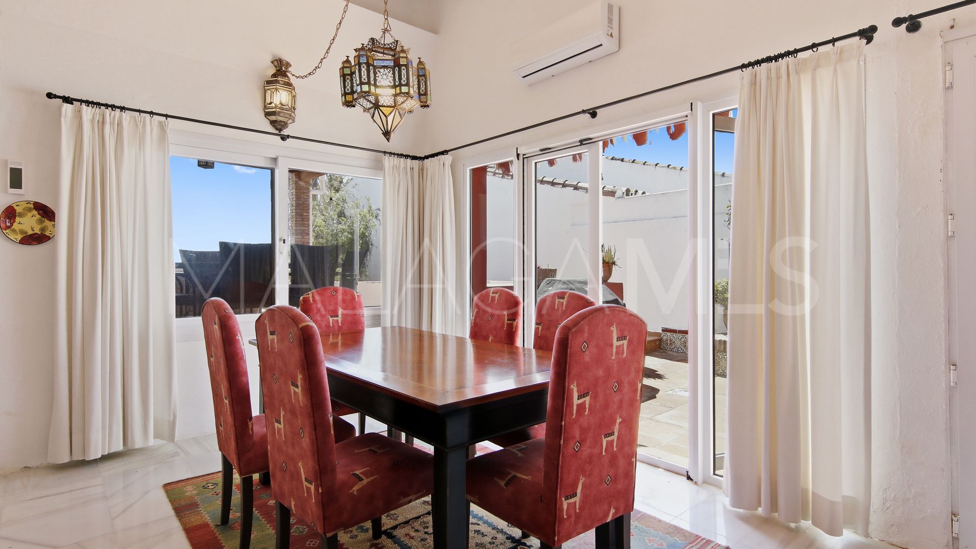 Villa for sale in Bahia Dorada