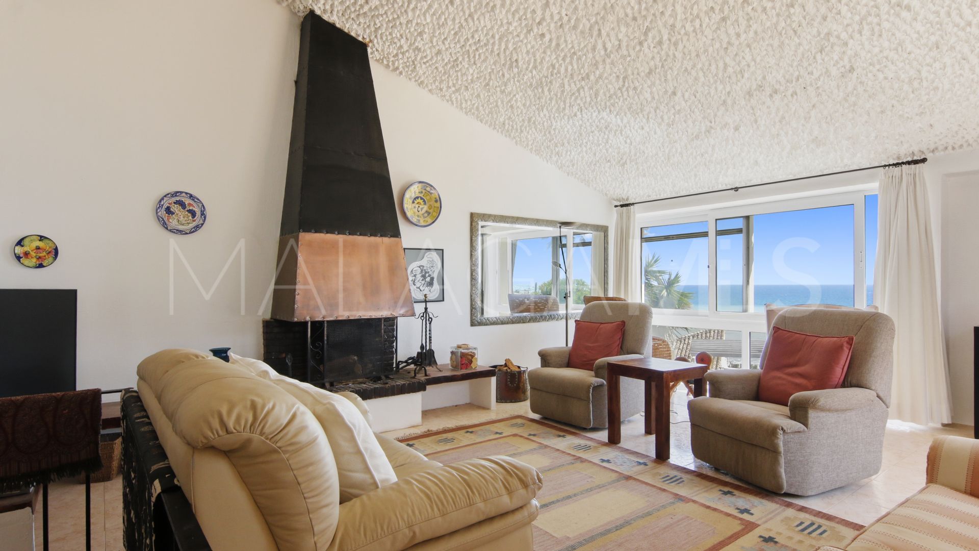 Villa for sale in Bahia Dorada