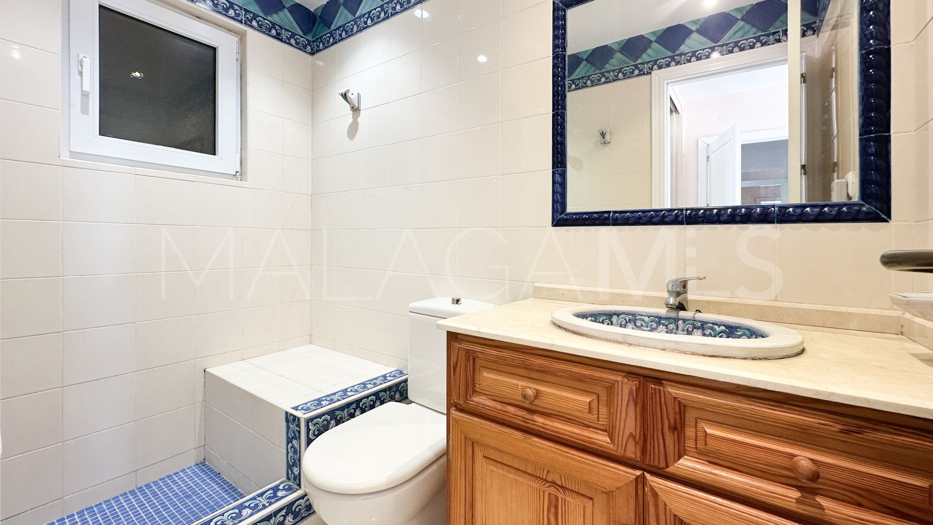 Buy villa in Bahia Dorada