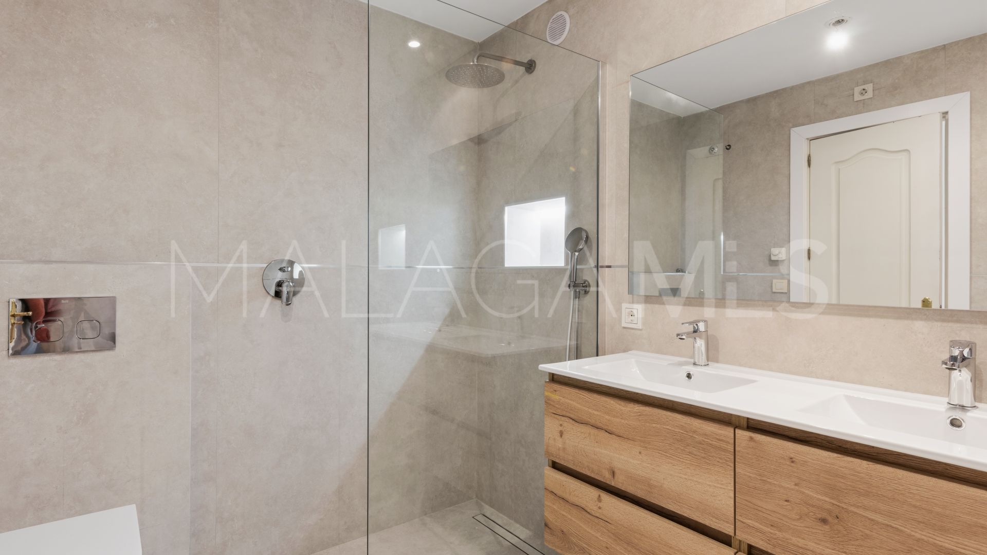 El Campanario ground floor apartment for sale