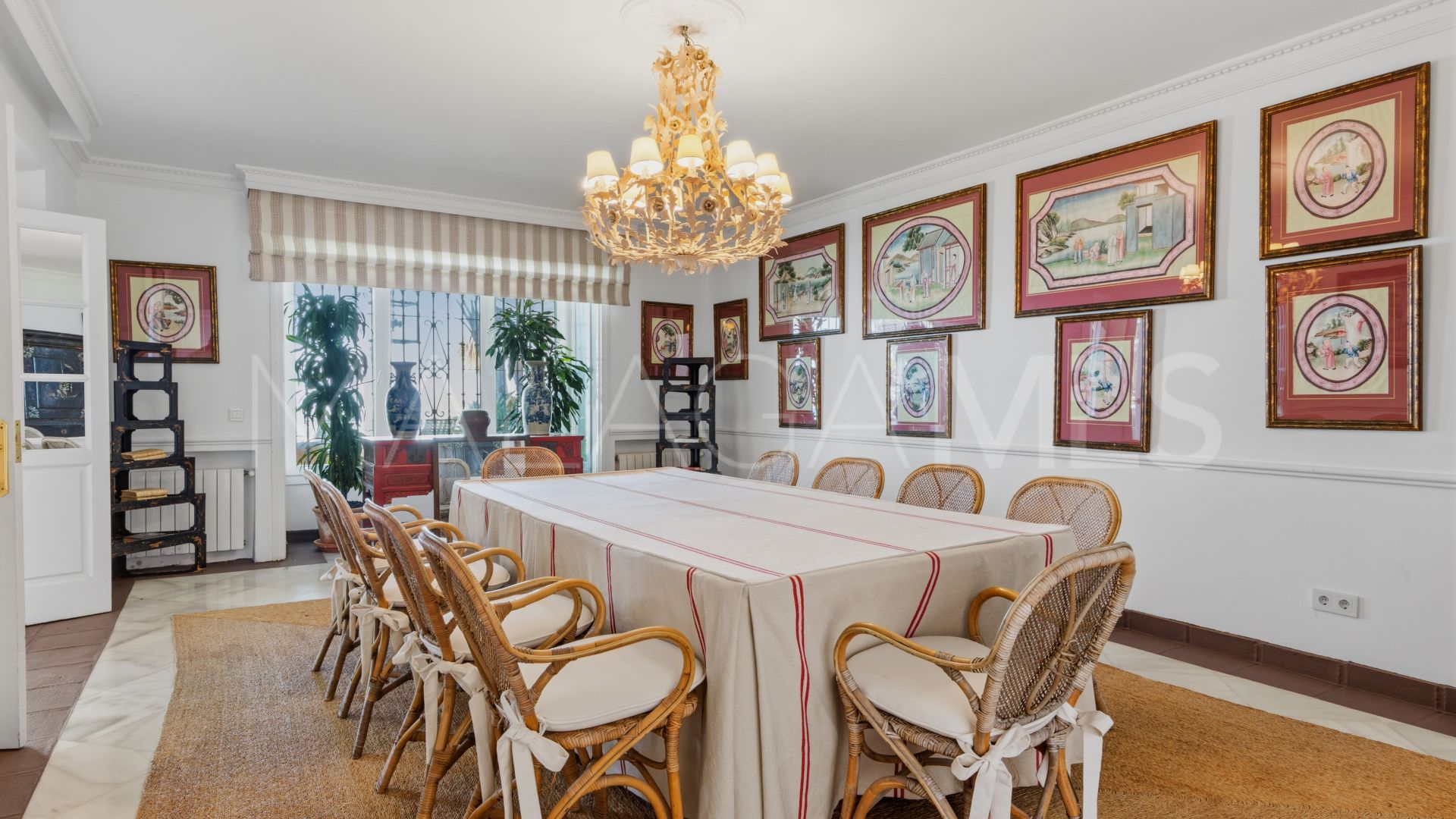 Villa for sale in Casasola