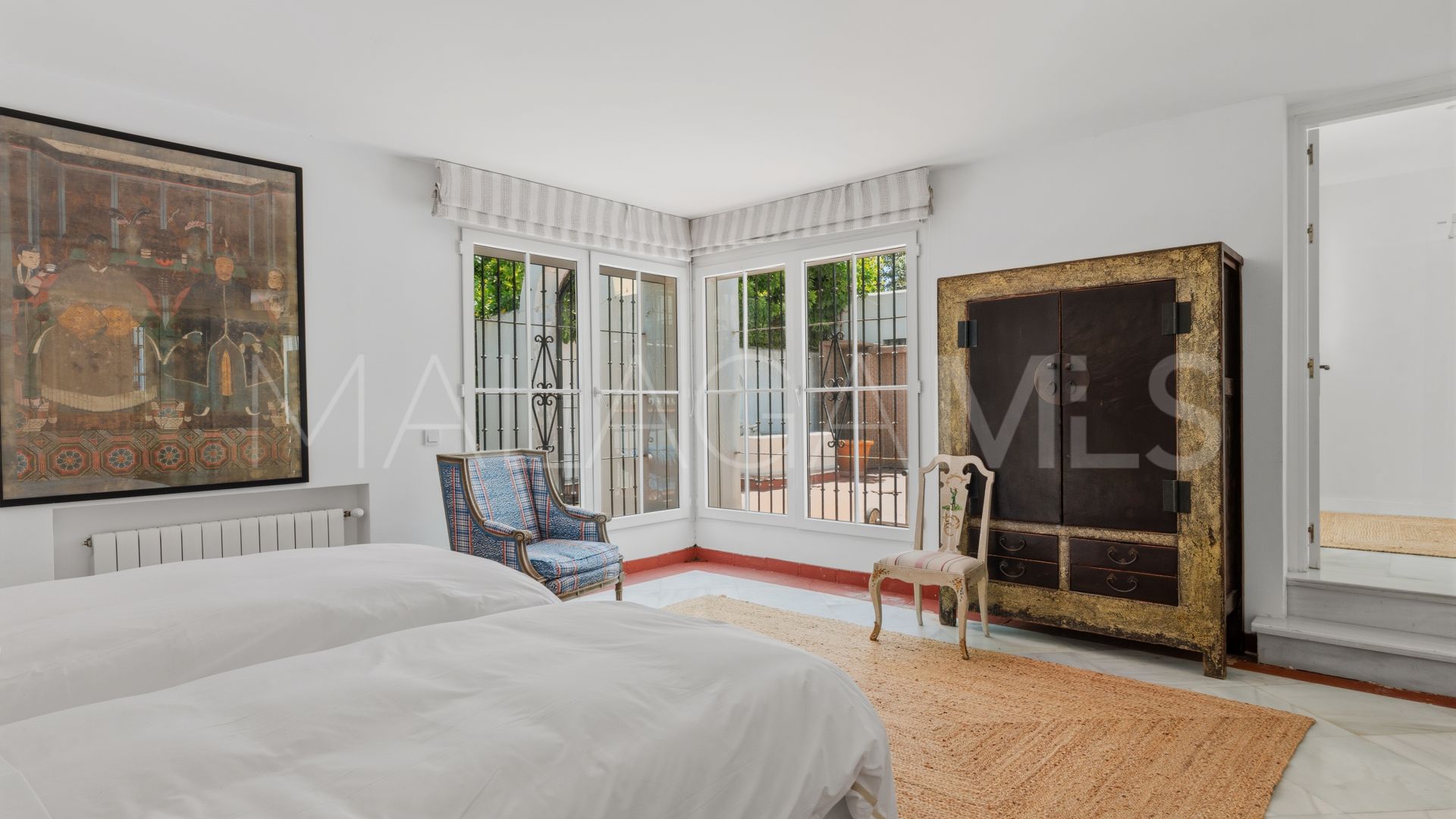 Villa for sale in Casasola