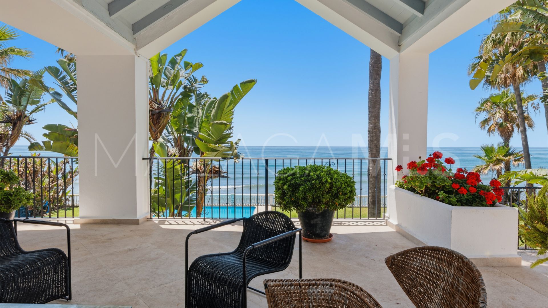 Villa for sale in Casasola