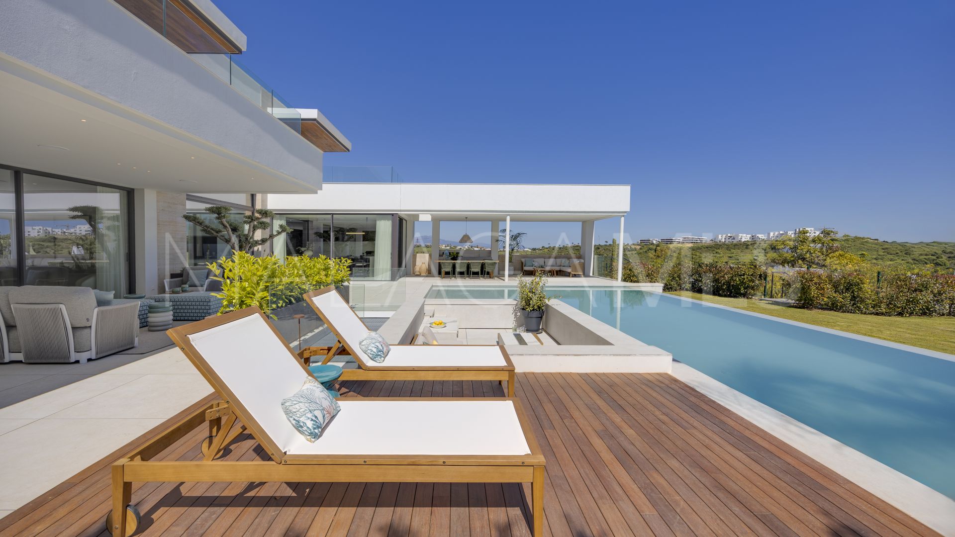 Buy villa in Majestic with 4 bedrooms