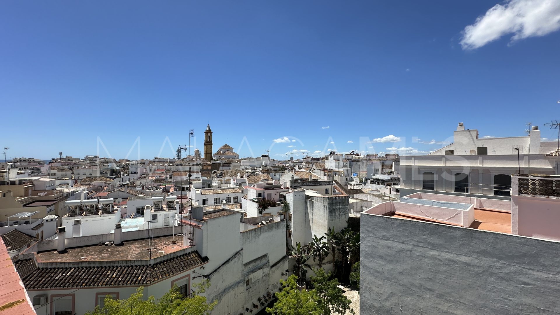 For sale penthouse with 3 bedrooms in Estepona Old Town
