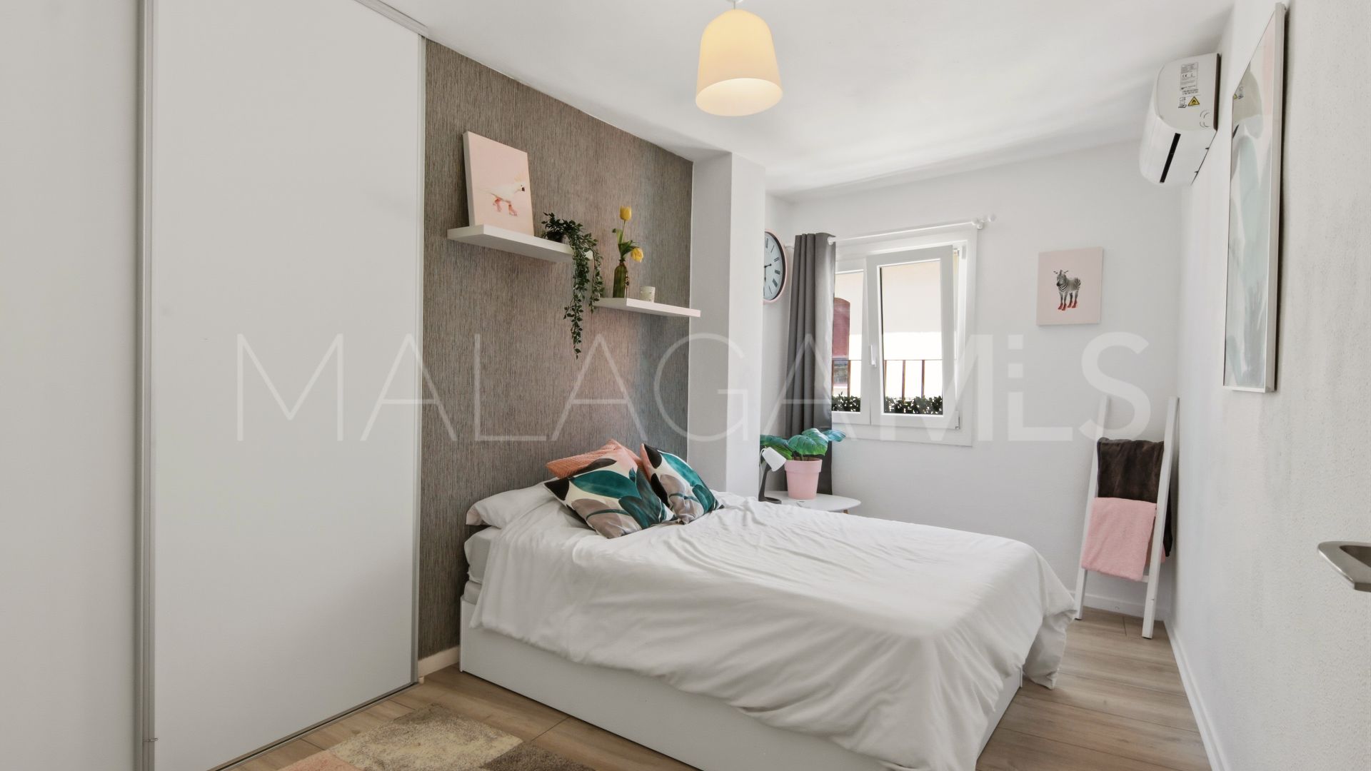 For sale penthouse with 3 bedrooms in Estepona Old Town