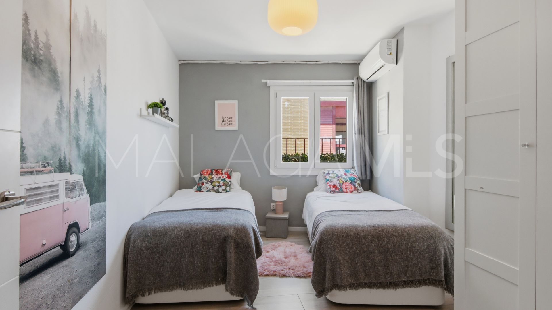 For sale penthouse with 3 bedrooms in Estepona Old Town