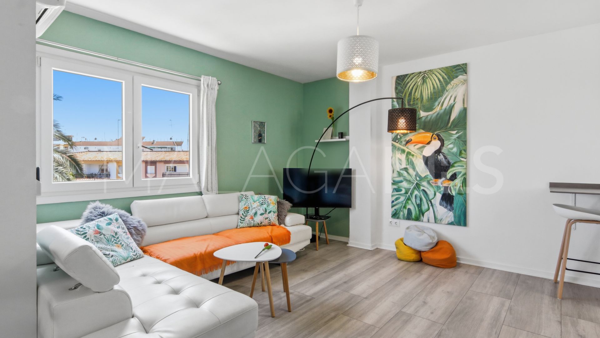 For sale penthouse with 3 bedrooms in Estepona Old Town