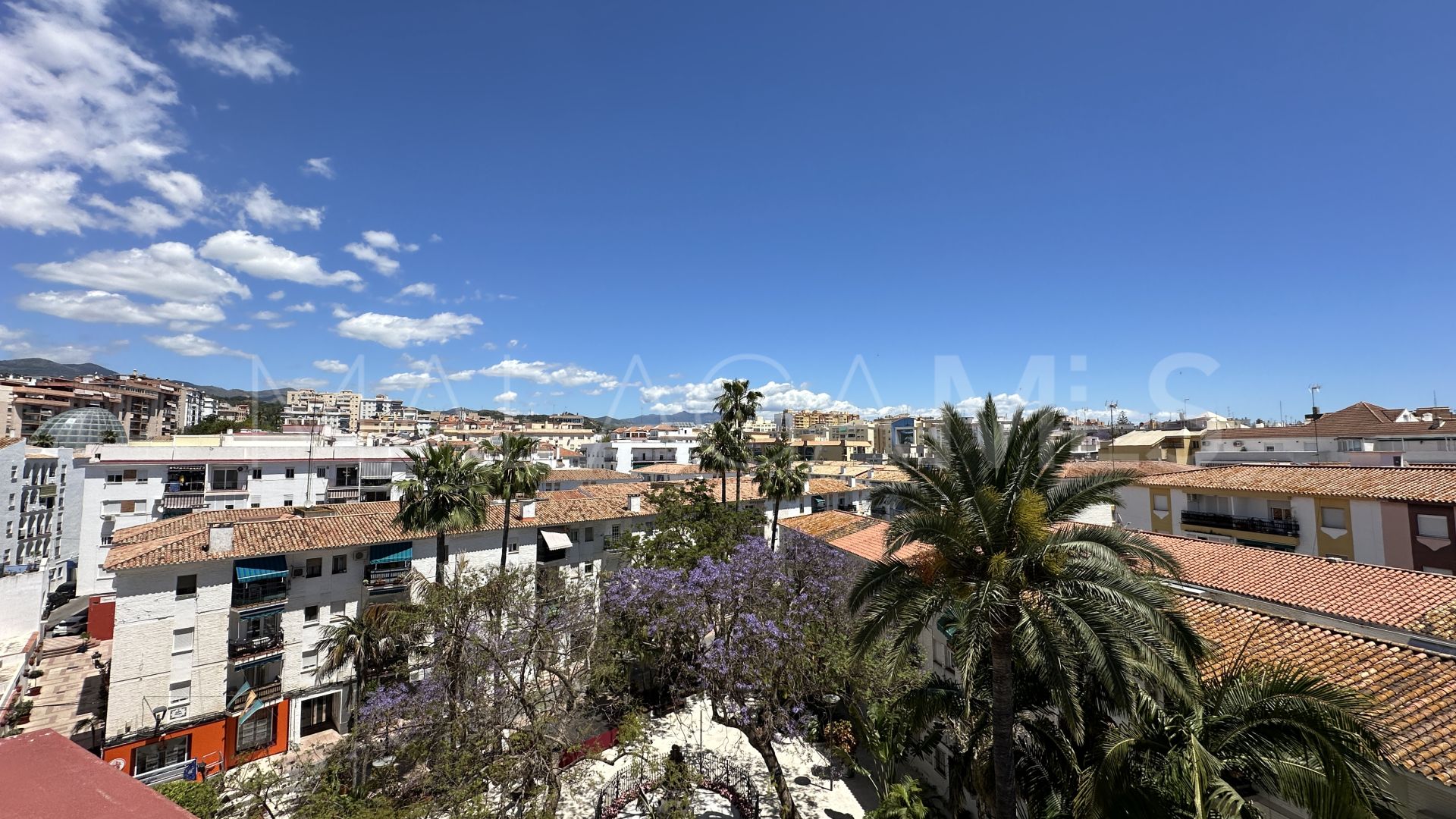 For sale penthouse with 3 bedrooms in Estepona Old Town