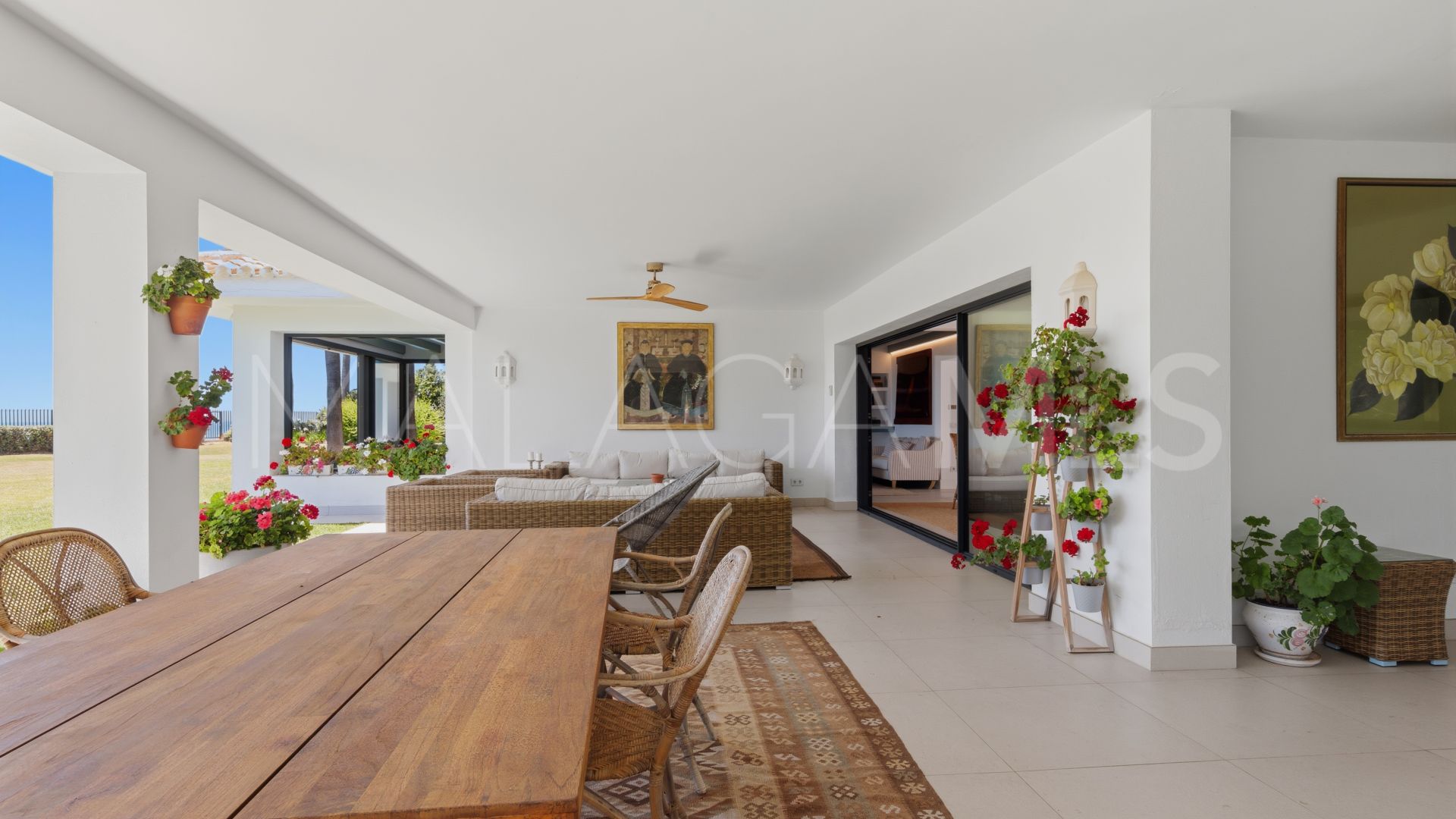 Villa for sale in Casasola