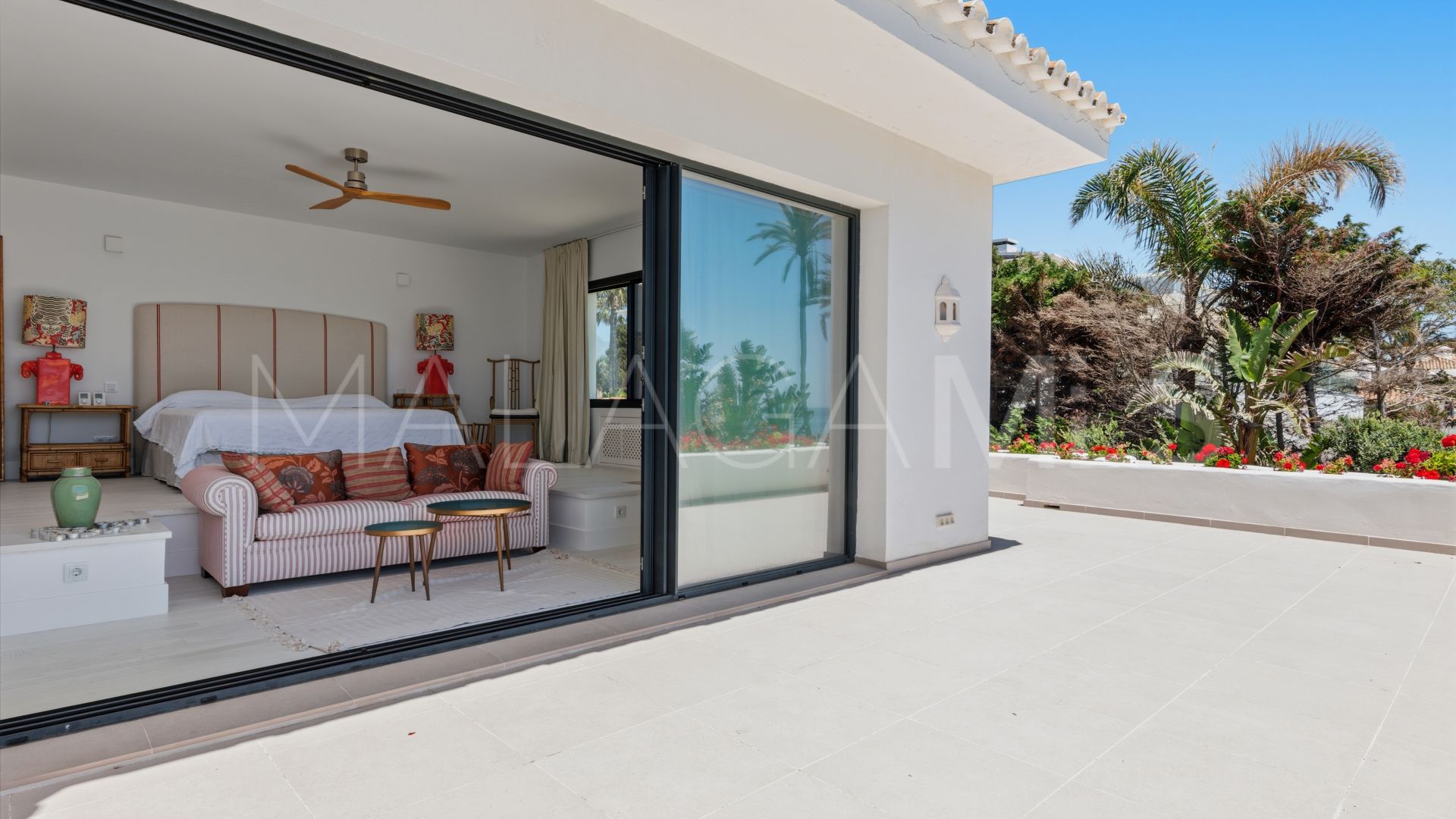 Villa for sale in Casasola