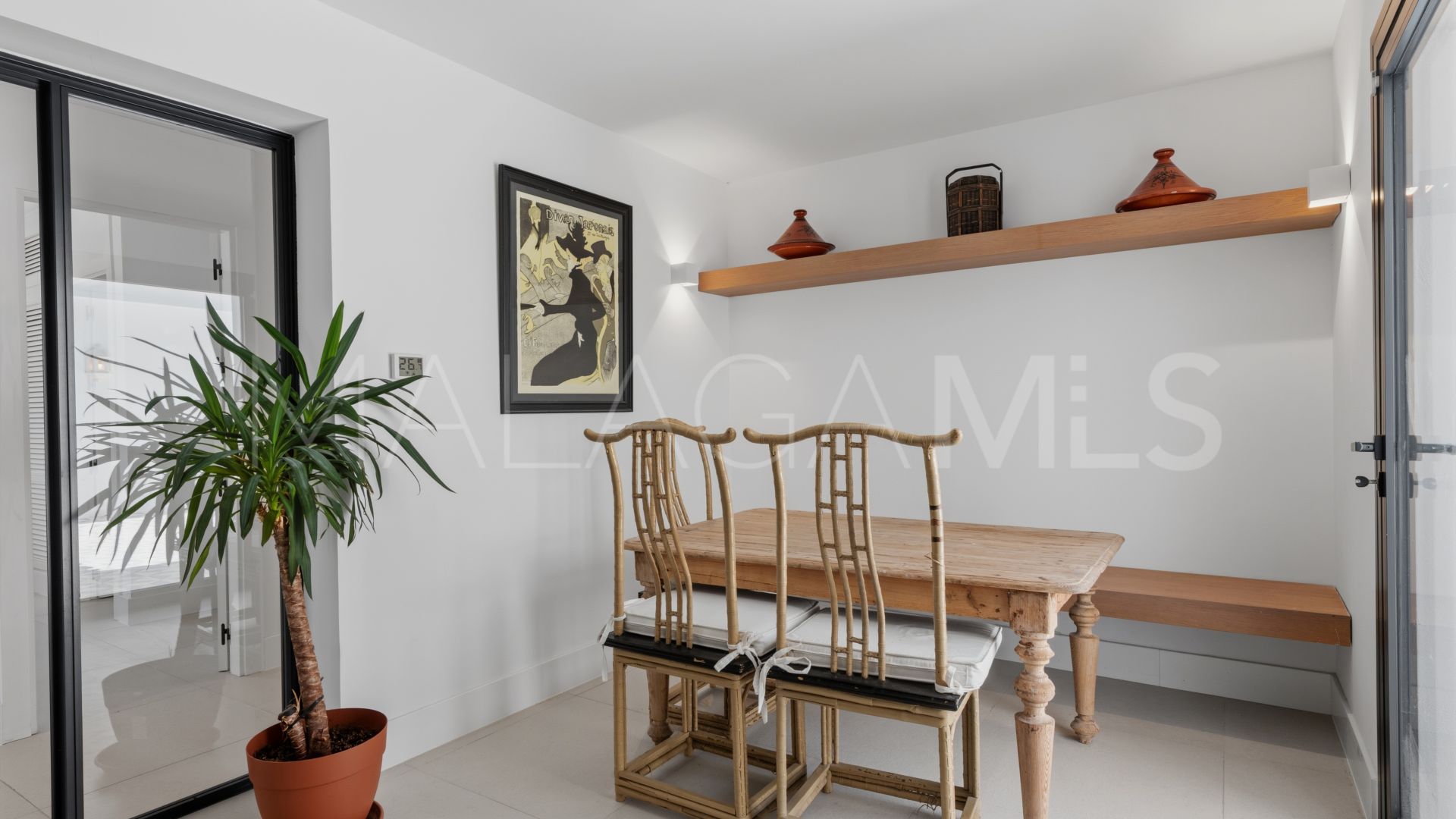 Villa for sale in Casasola