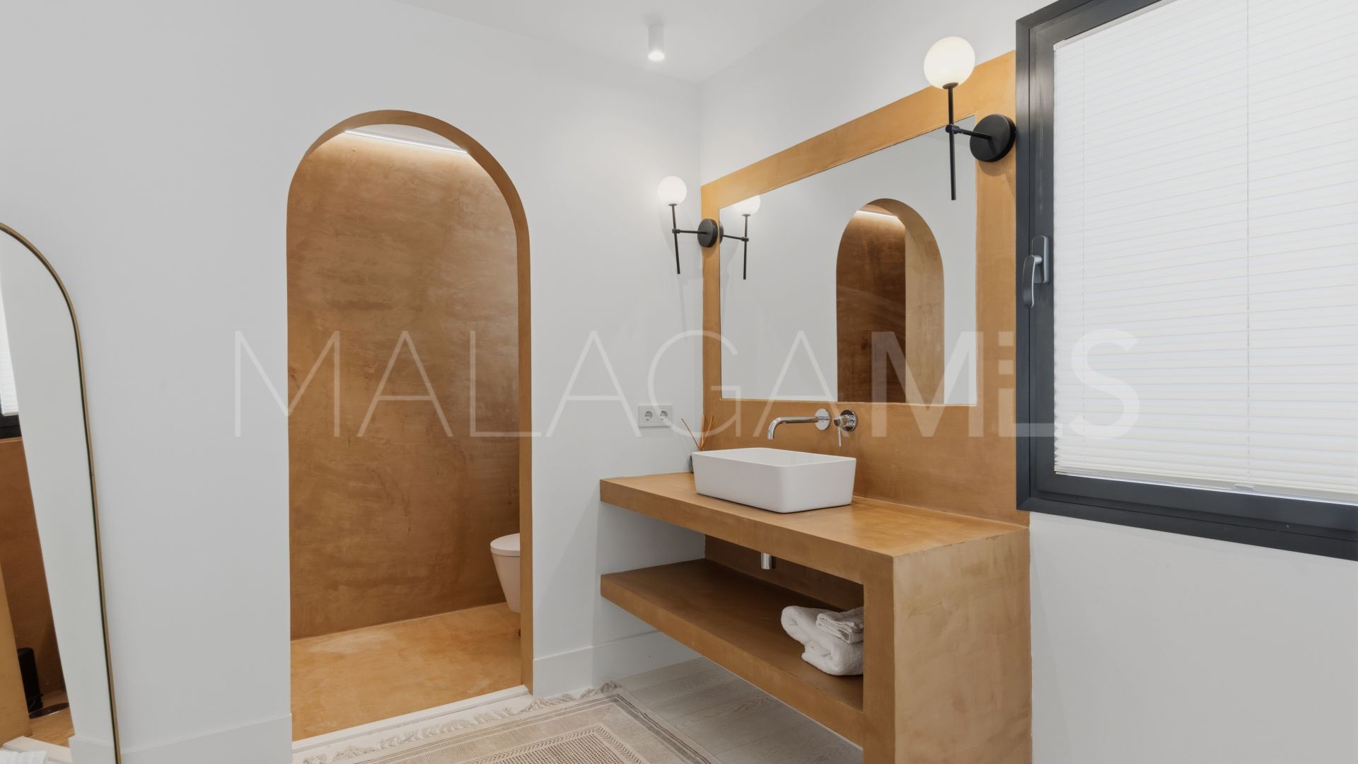 Villa for sale in Casasola