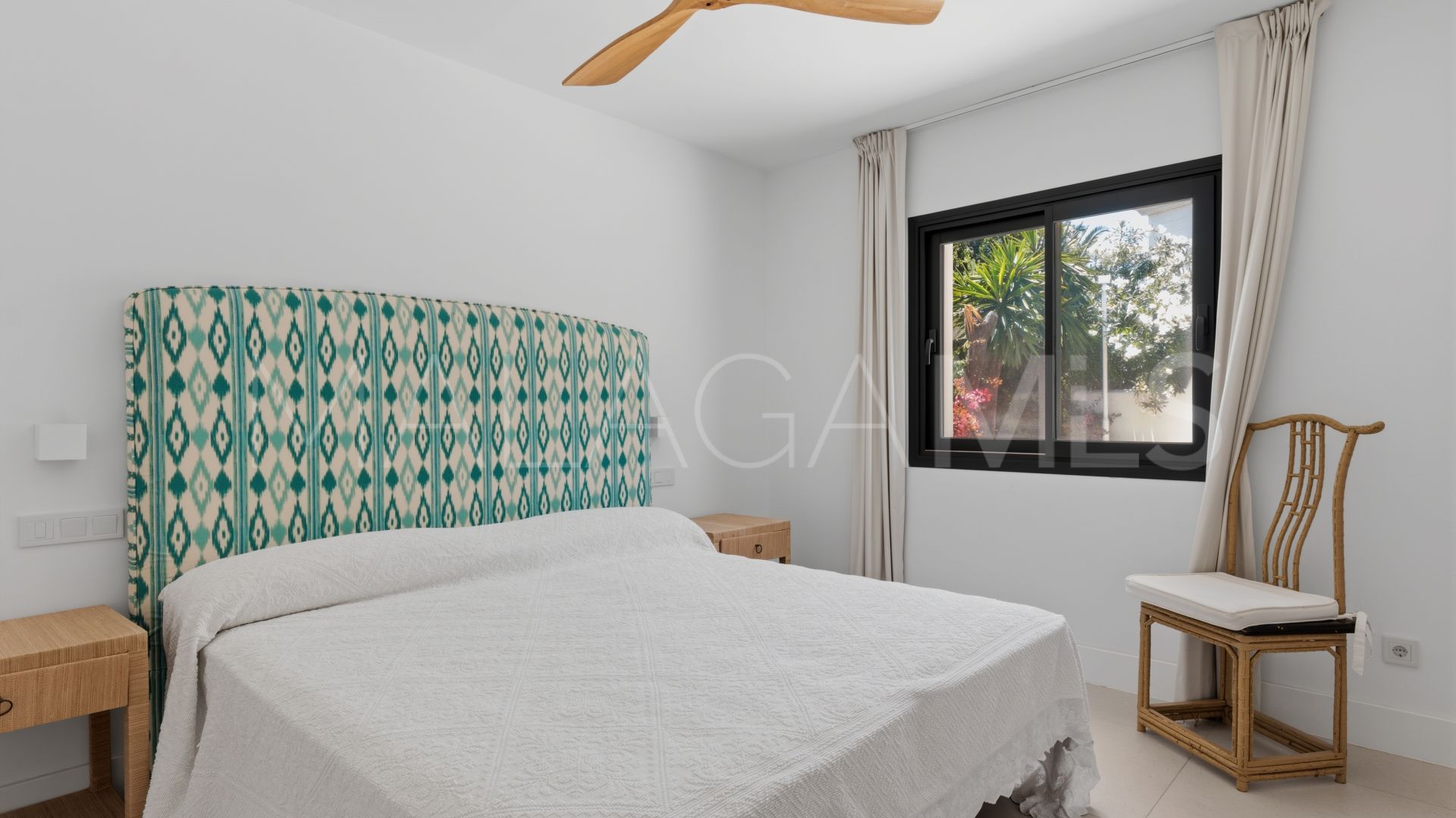 Villa for sale in Casasola