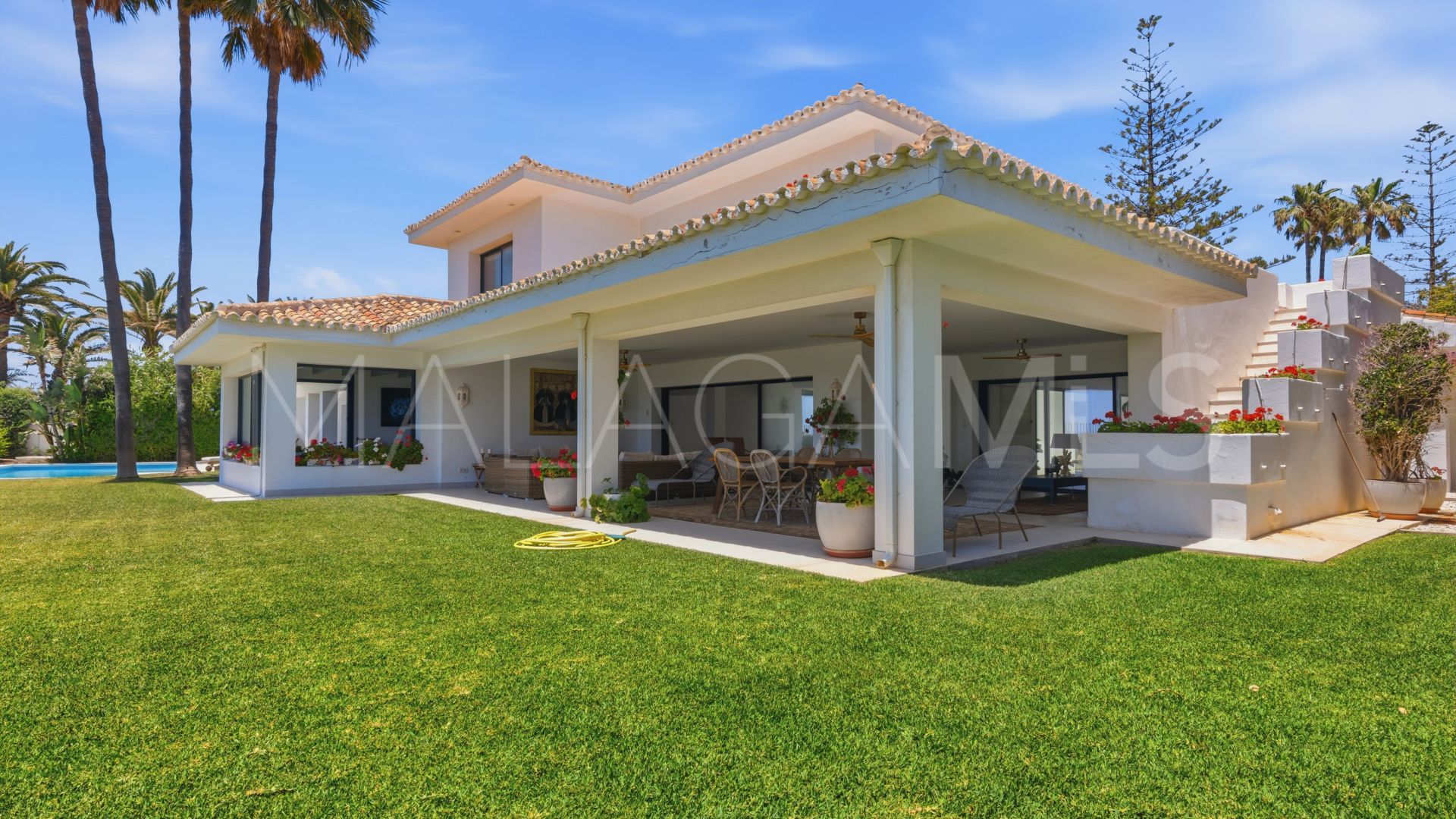 Villa for sale in Casasola