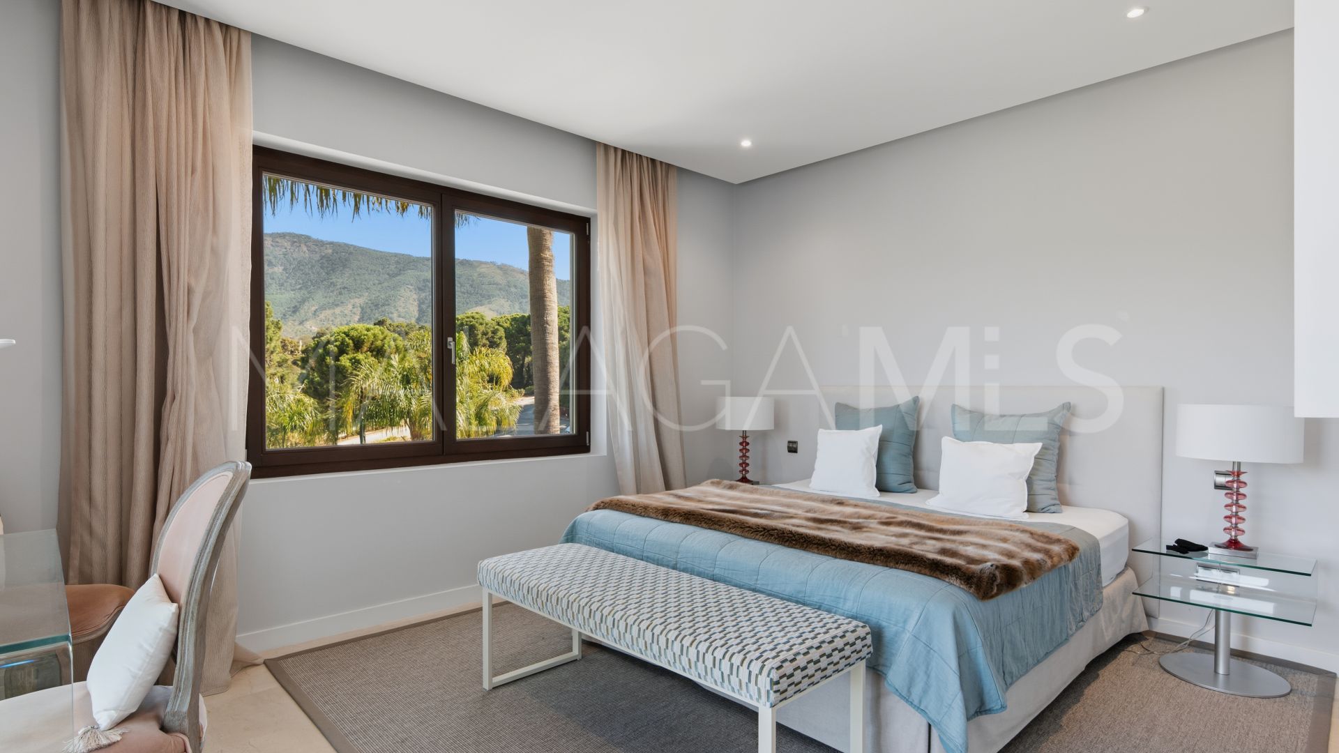 Villa for sale in La Zagaleta