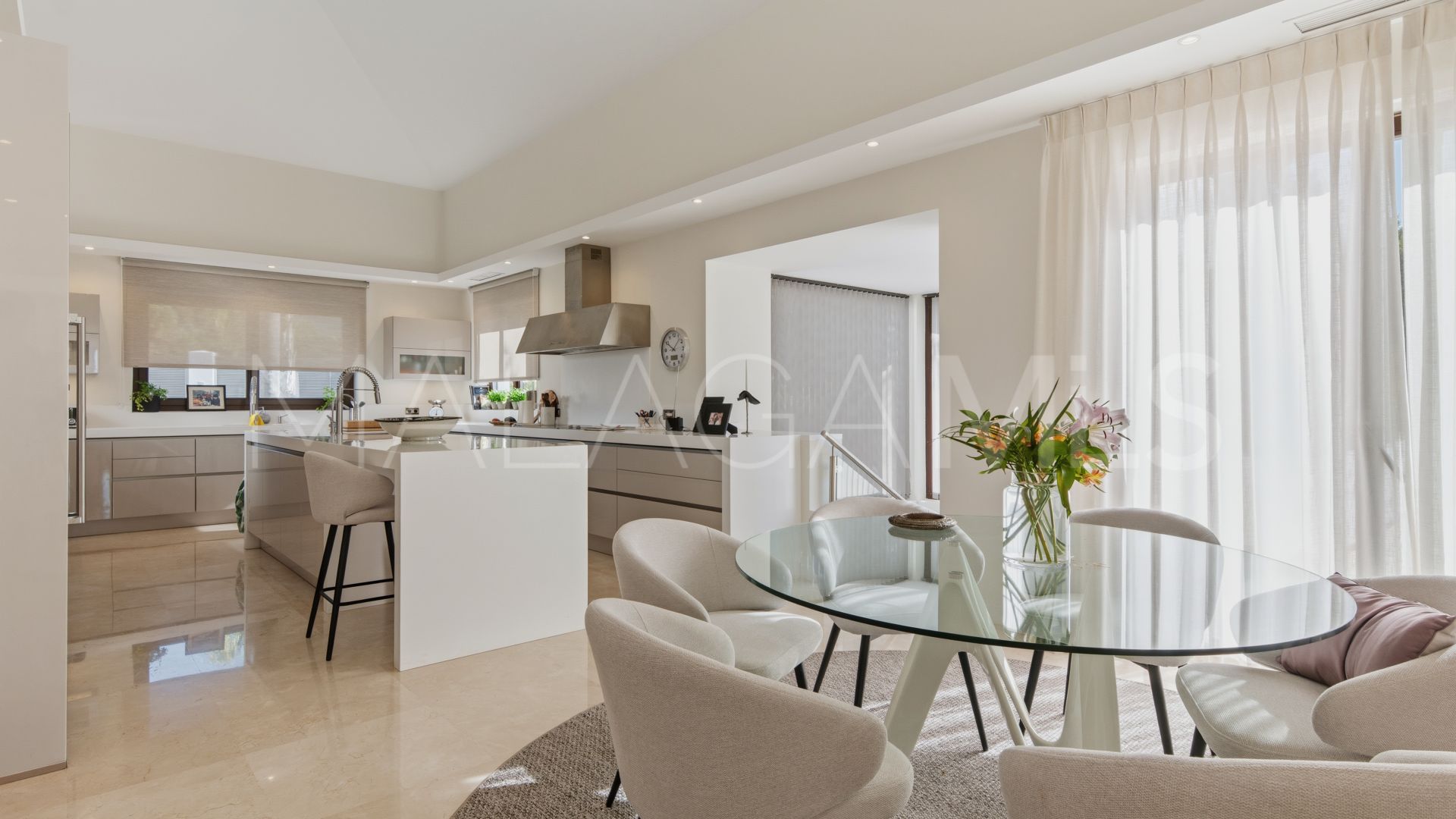 Villa for sale in La Zagaleta