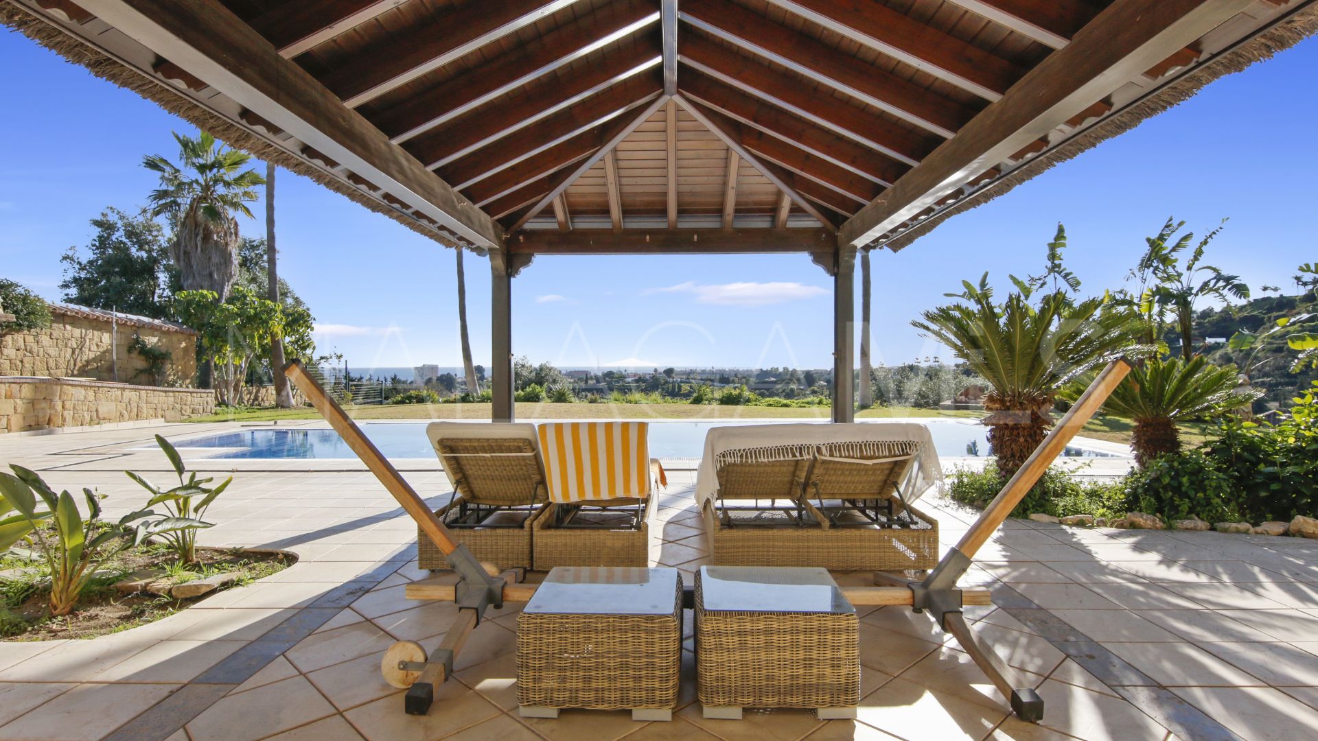 Villa for sale in El Padron