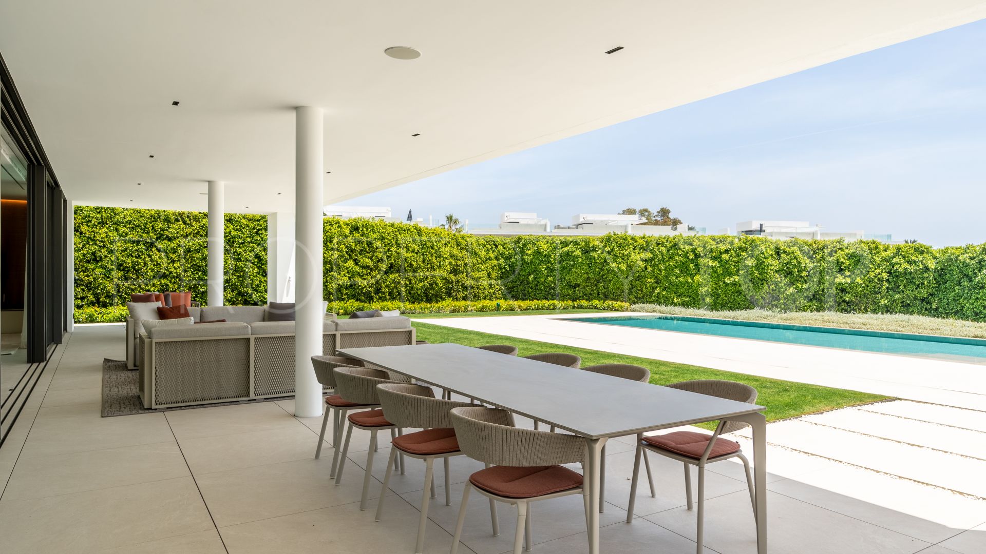 Marbella Golden Mile, villa de 5 dormitorios a la venta