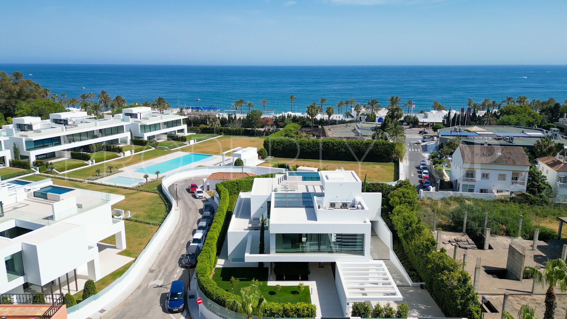 Marbella Golden Mile, villa de 5 dormitorios a la venta