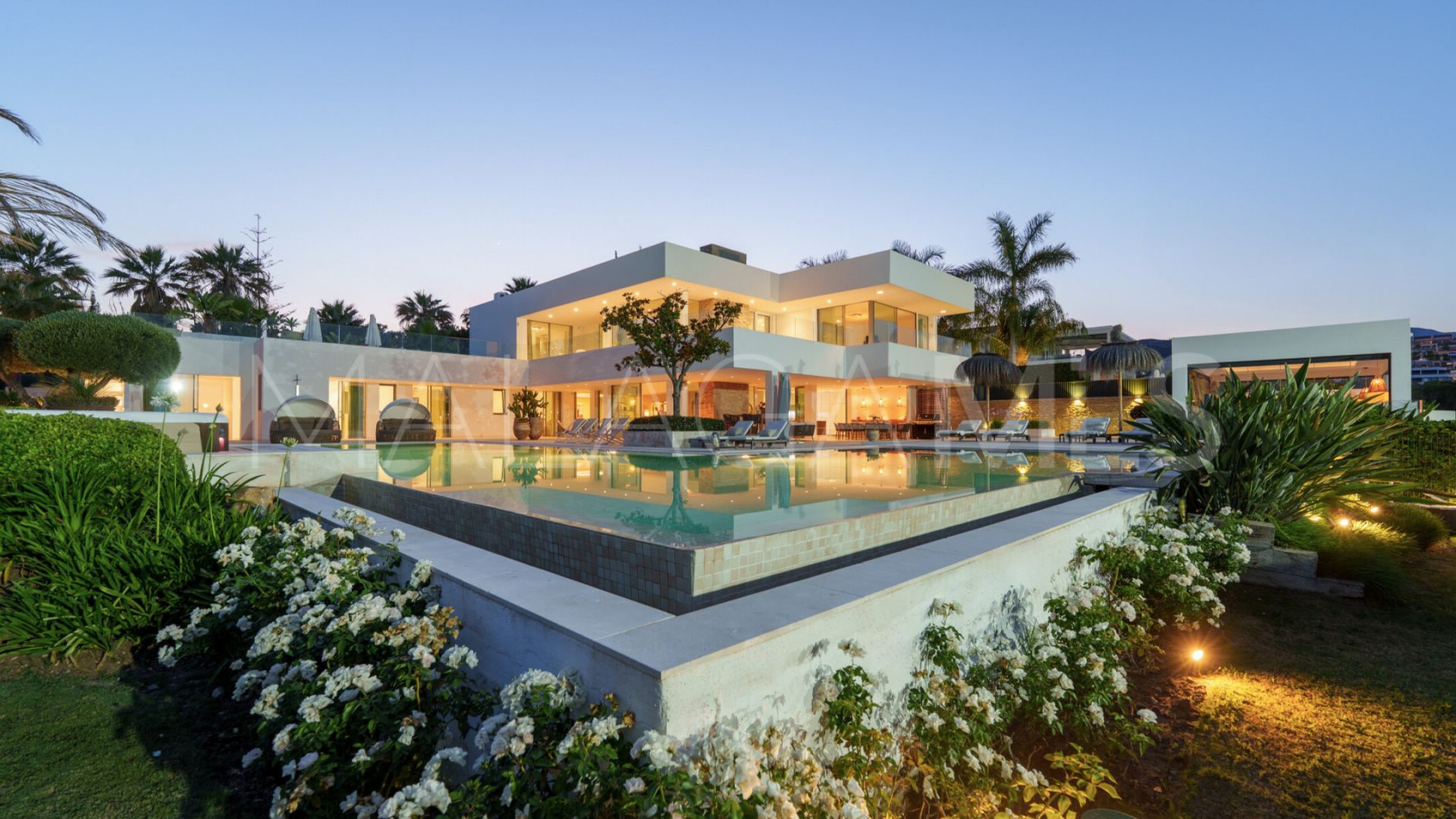 Villa for sale in La Cerquilla with 7 bedrooms
