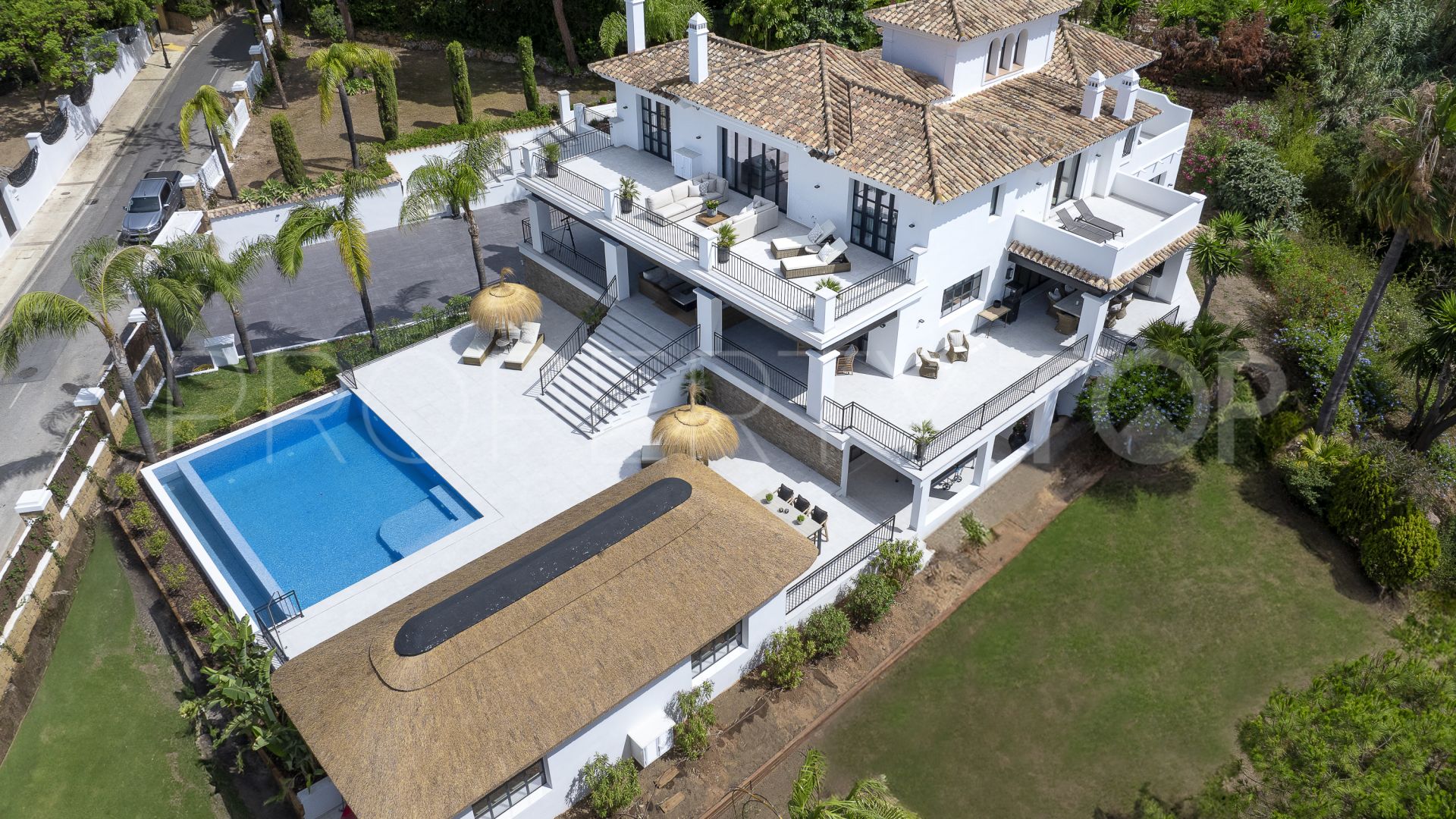 Villa con 5 dormitorios en venta en Santa Maria Golf