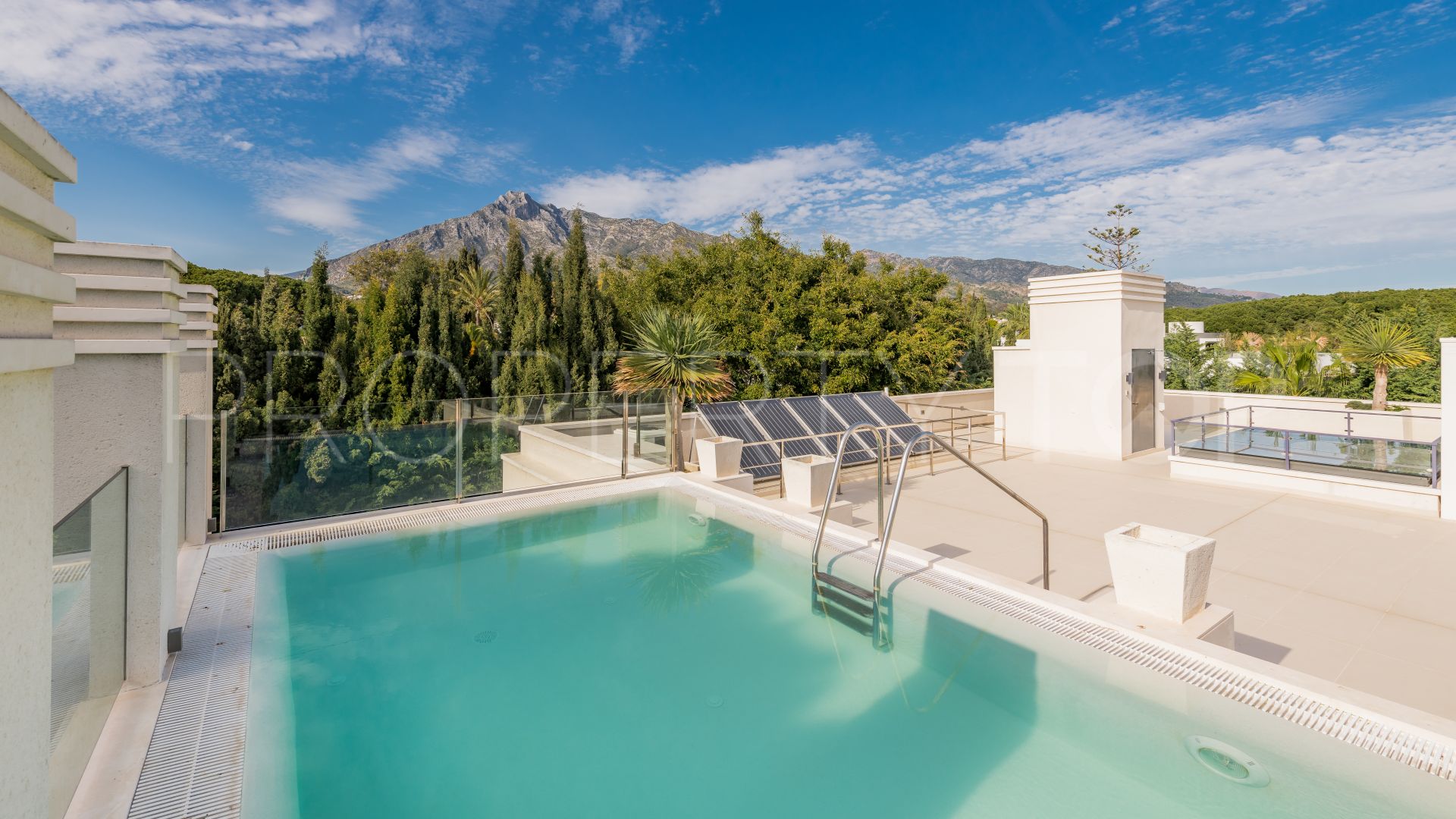 Villa en venta en Marbella Club