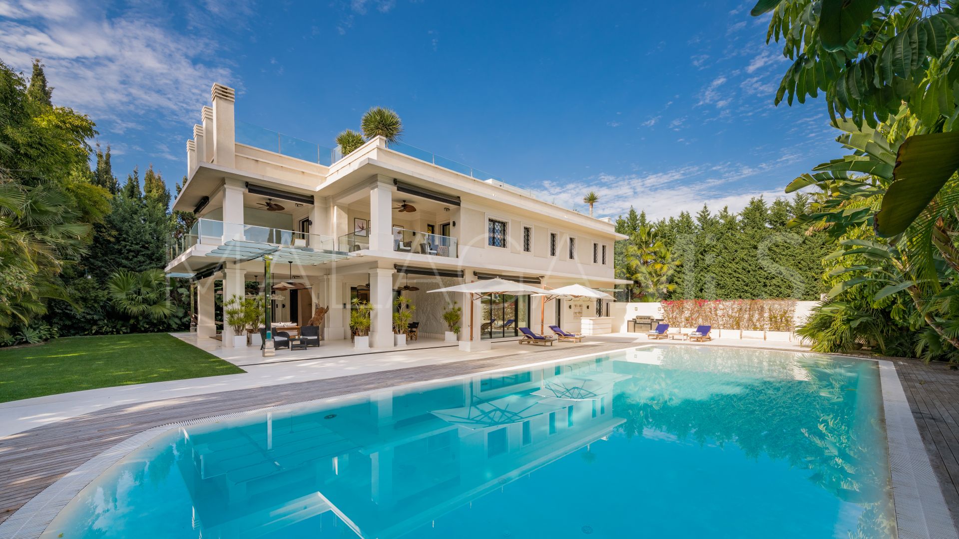 Villa for sale in Marbella Club