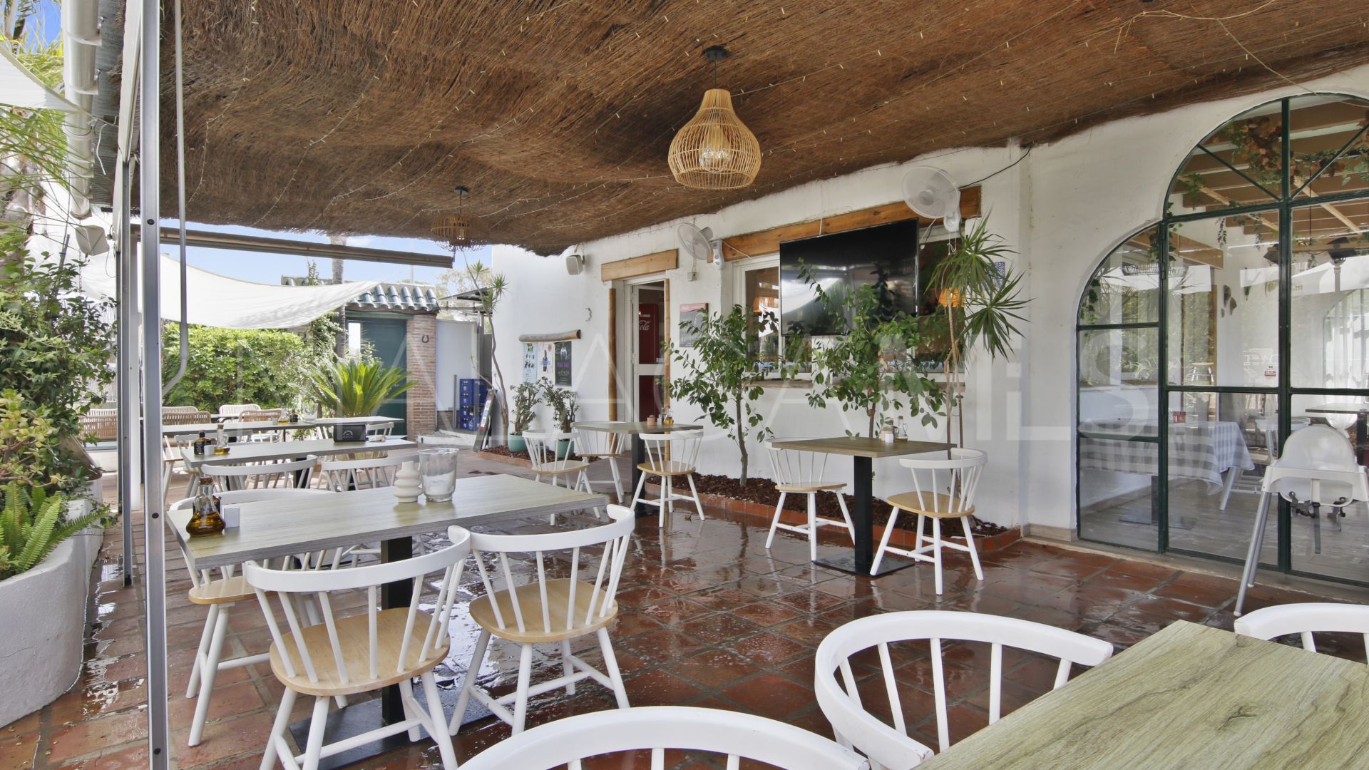 For sale New Golden Mile business with 40 bedrooms