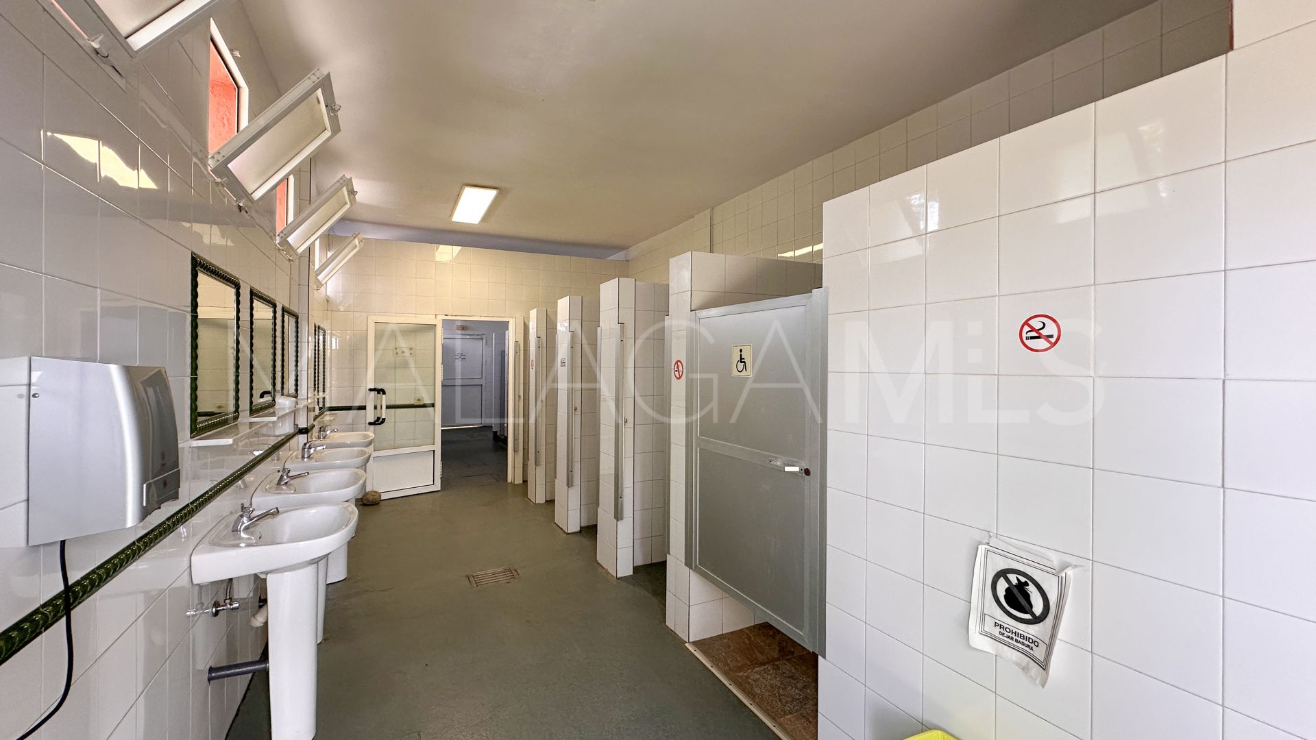 For sale New Golden Mile business with 40 bedrooms