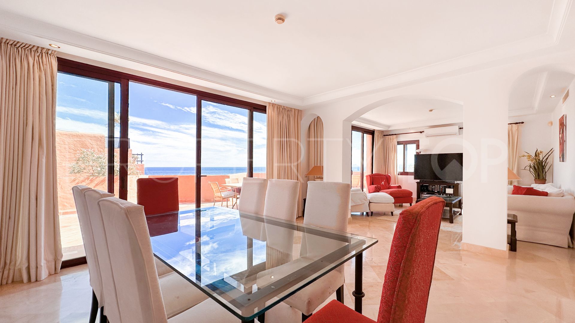 For sale Kempinski penthouse with 3 bedrooms