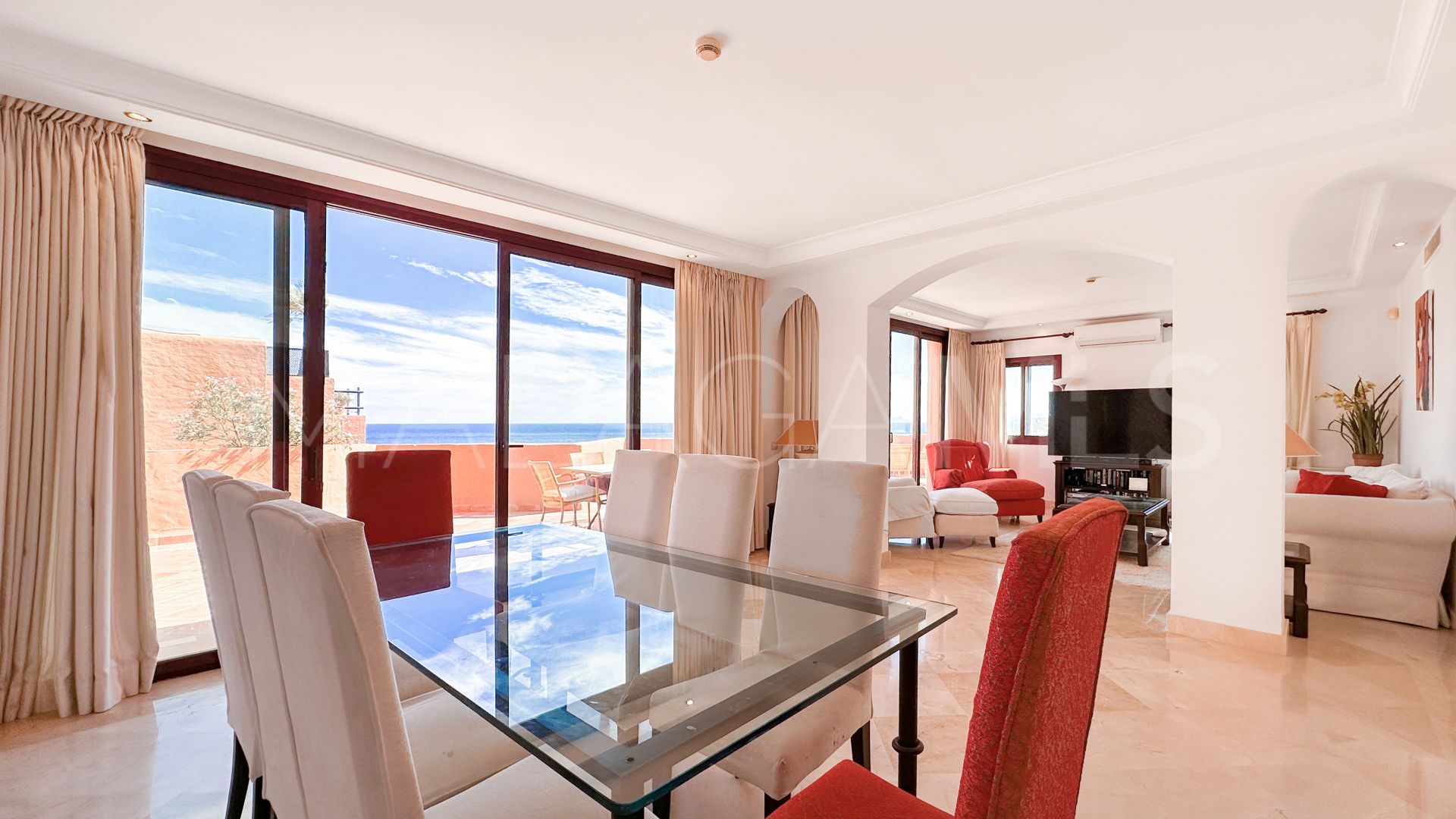 For sale Kempinski penthouse with 3 bedrooms