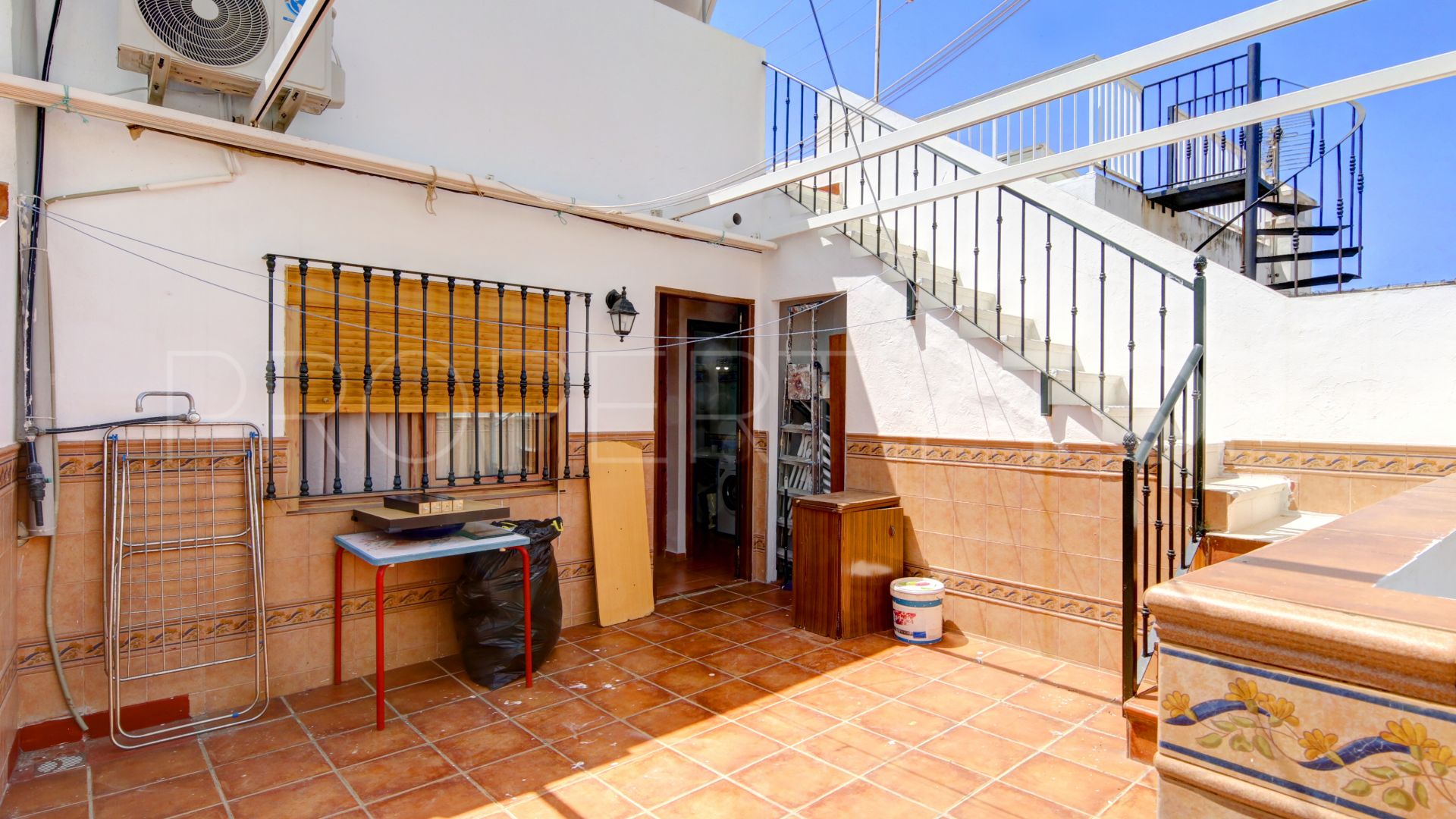 Adosado en venta con 3 dormitorios en Estepona Casco Antiguo