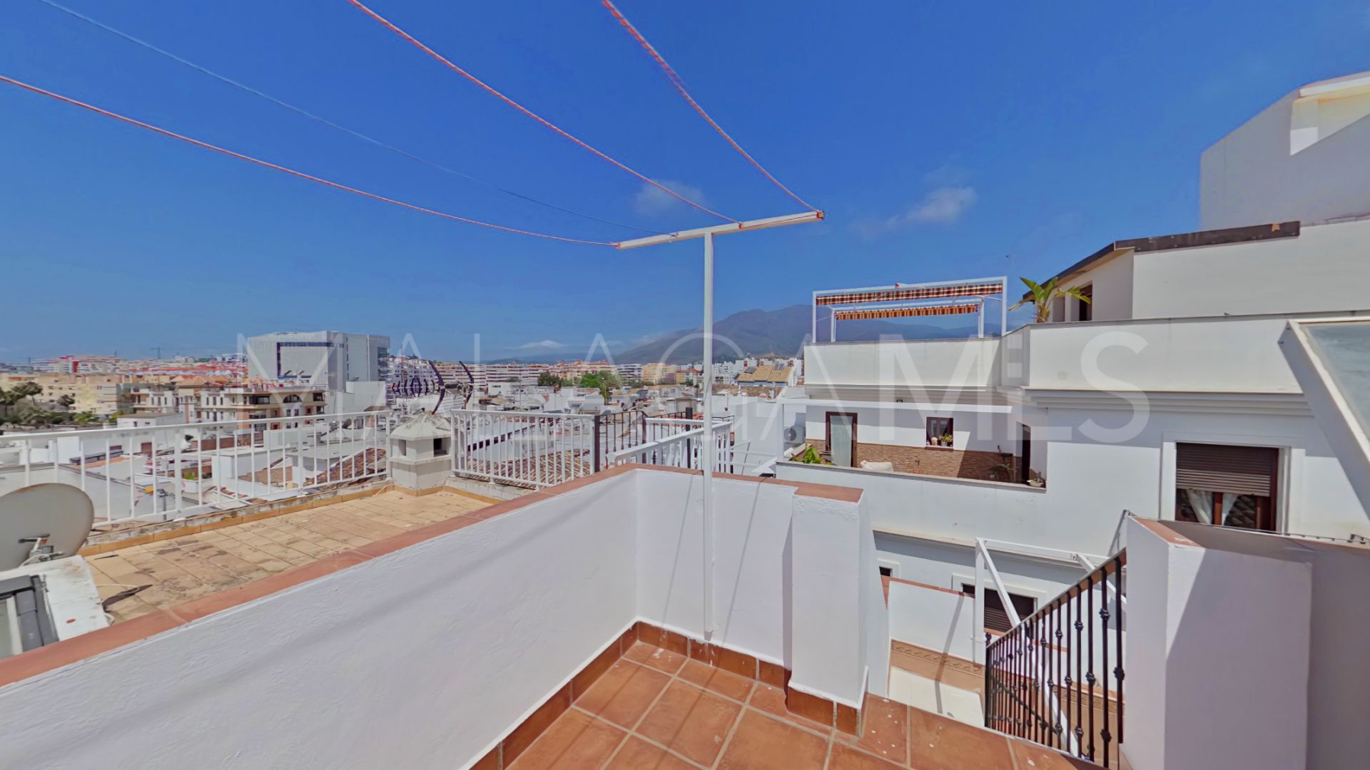 Adosado for sale with 3 bedrooms in Estepona Casco Antiguo