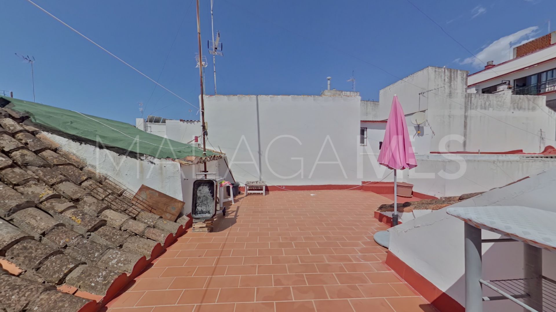 Se vende apartamento with 2 bedrooms in Estepona Casco Antiguo