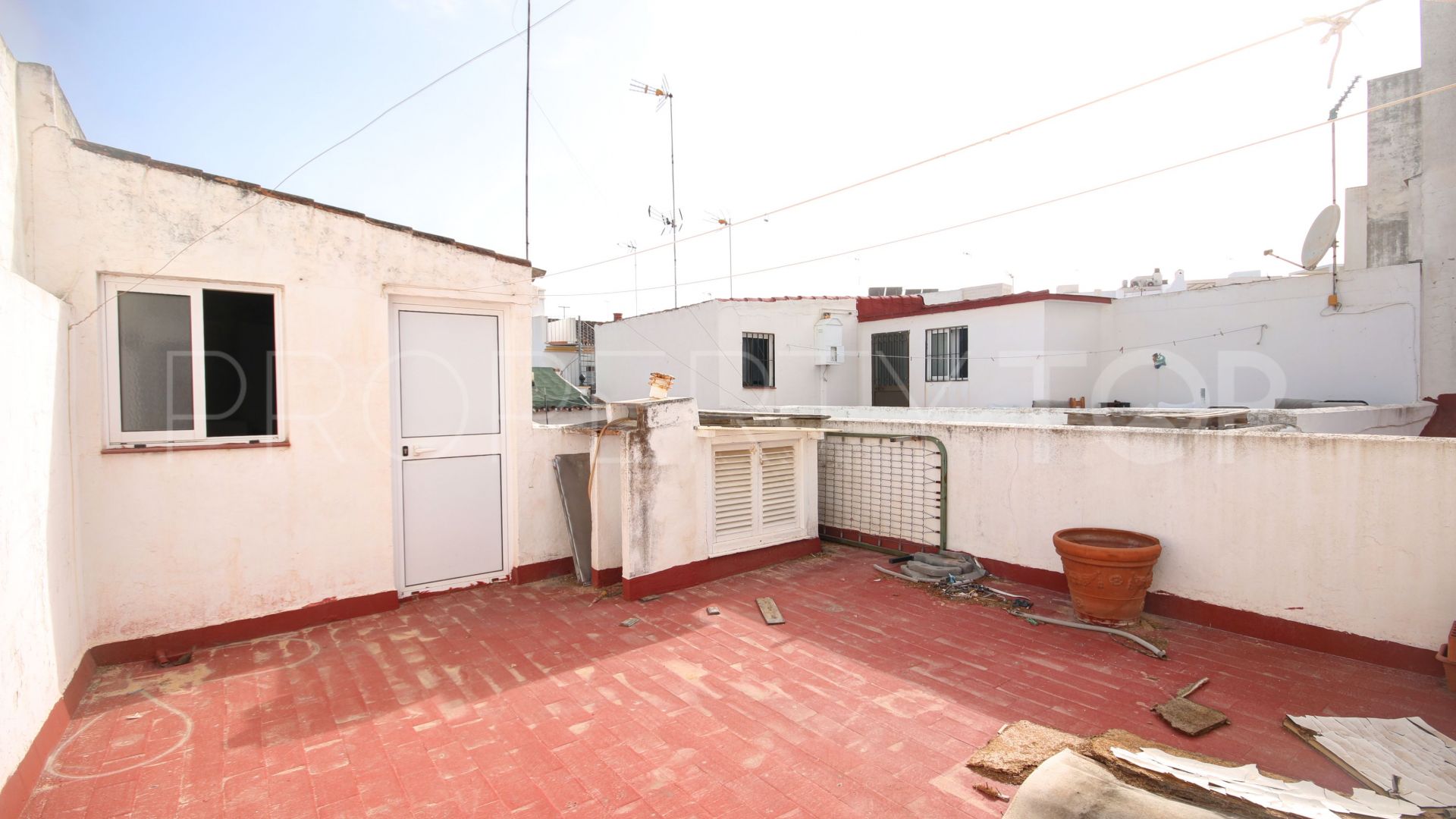 Buy town house in Estepona Old Town