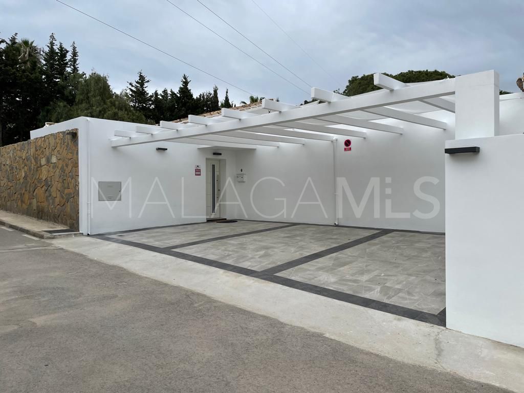 Villa for sale in Atalaya