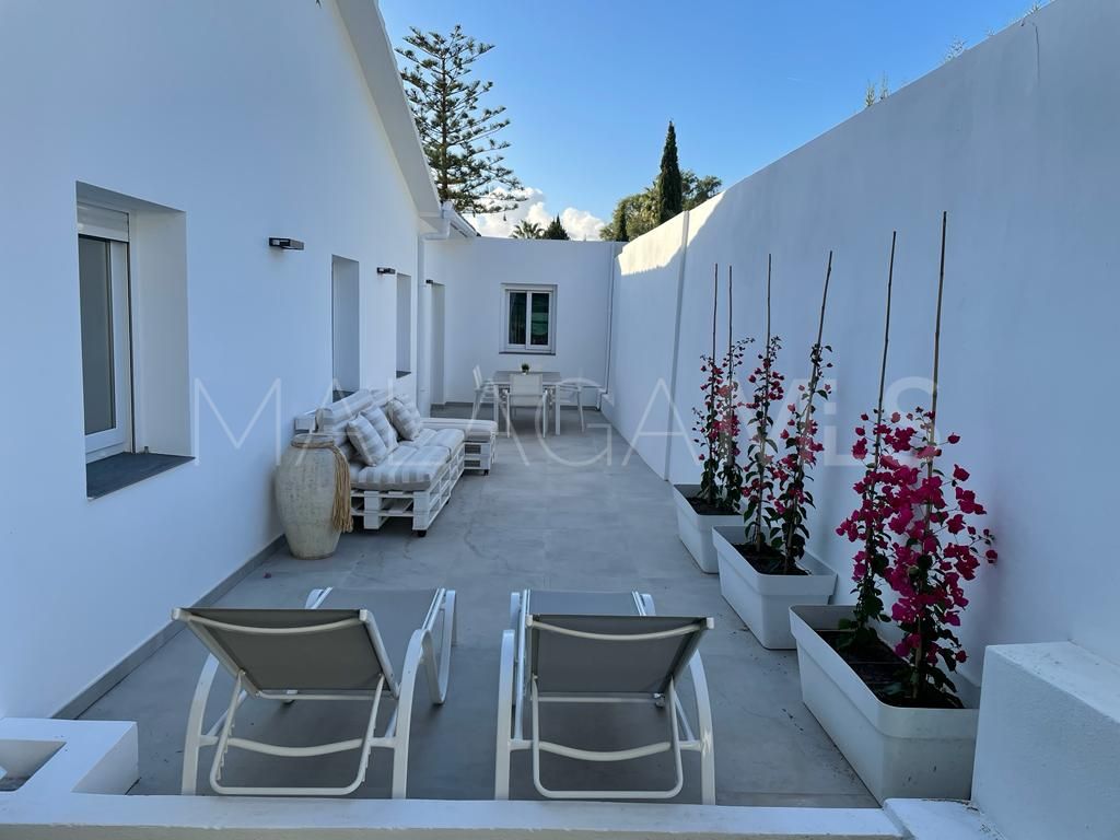 Villa for sale in Atalaya