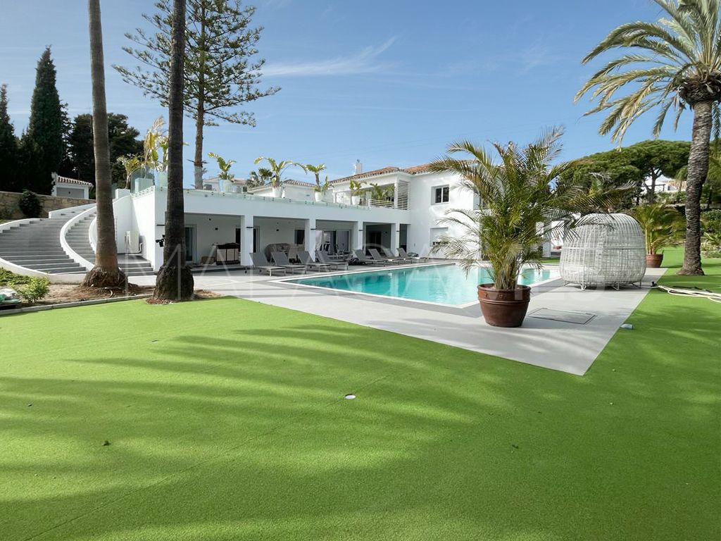Villa for sale in Atalaya