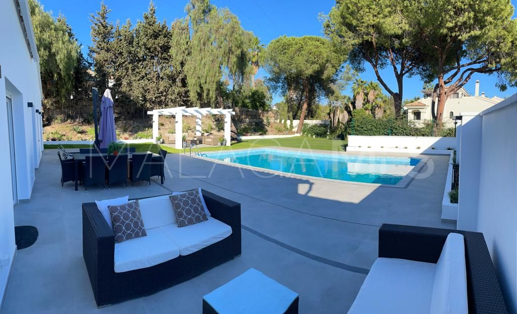 Villa for sale in Atalaya