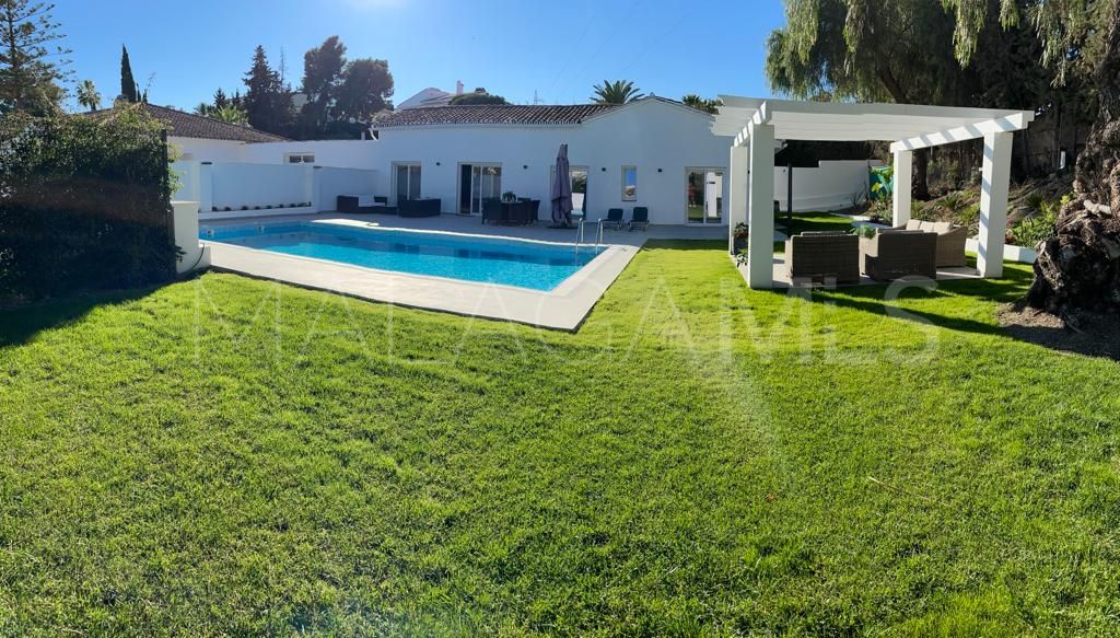 Villa for sale in Atalaya