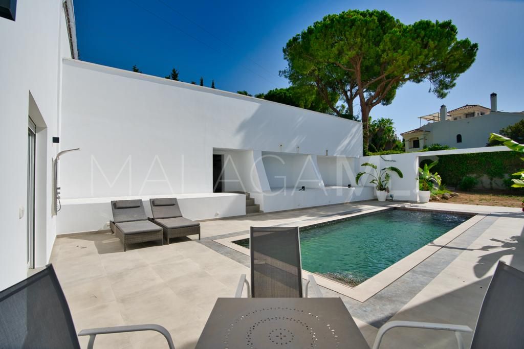 Villa for sale in Atalaya