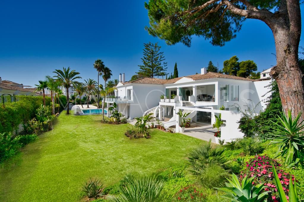 Villa for sale in Atalaya